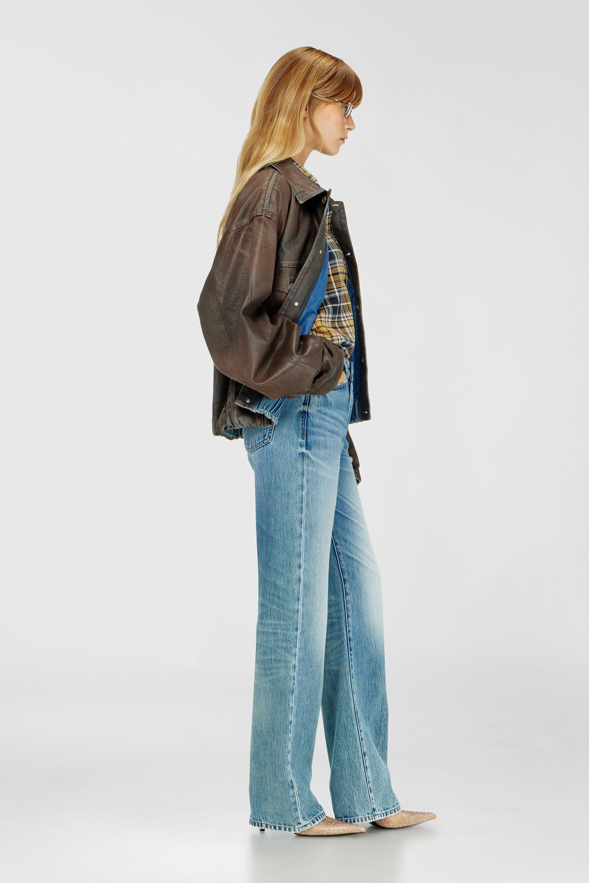 Diesel - Damen Regular Jeans 1971 D-Sent 0DLDF, Hellblau - 2