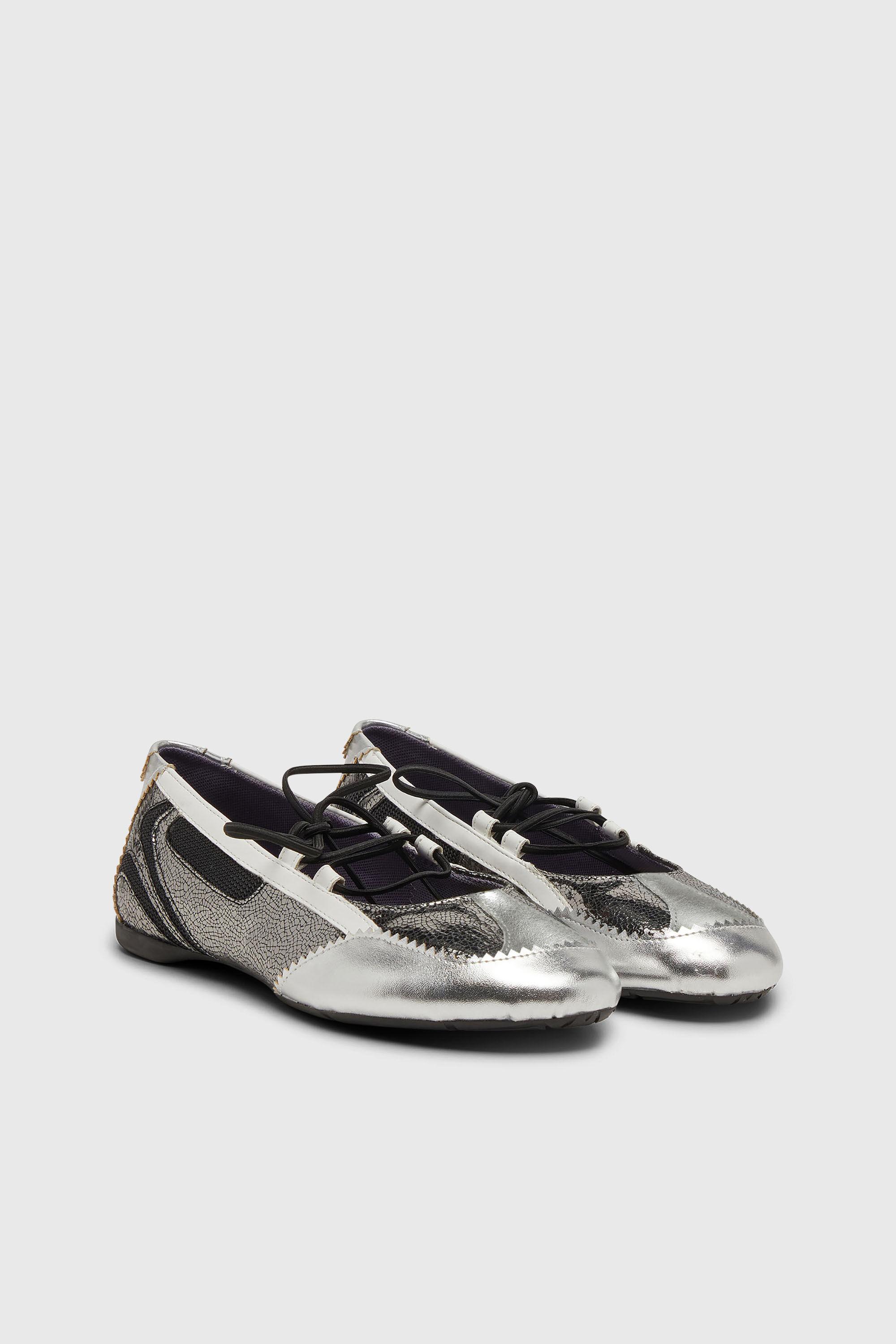 Diesel - D-MILE BALLERINA LACE UP W, D-Mile-Ballerines &agrave; lacets m&eacute;talliques Femme in Gris argent&eacute; - 2