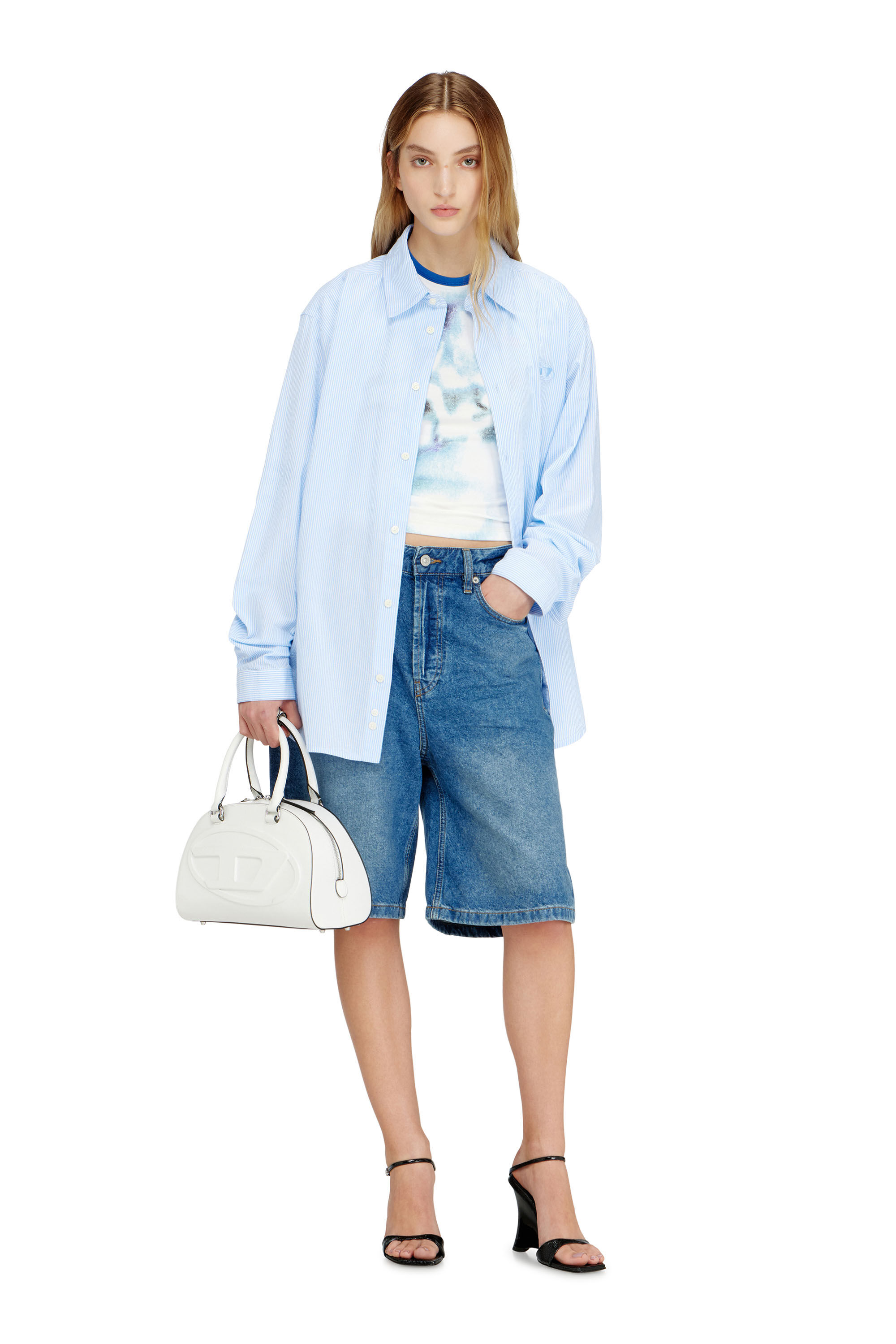 Diesel - DE-SIRE-SHORT, Shorts in denim dal lavaggio pulito Donna in Blu - 1
