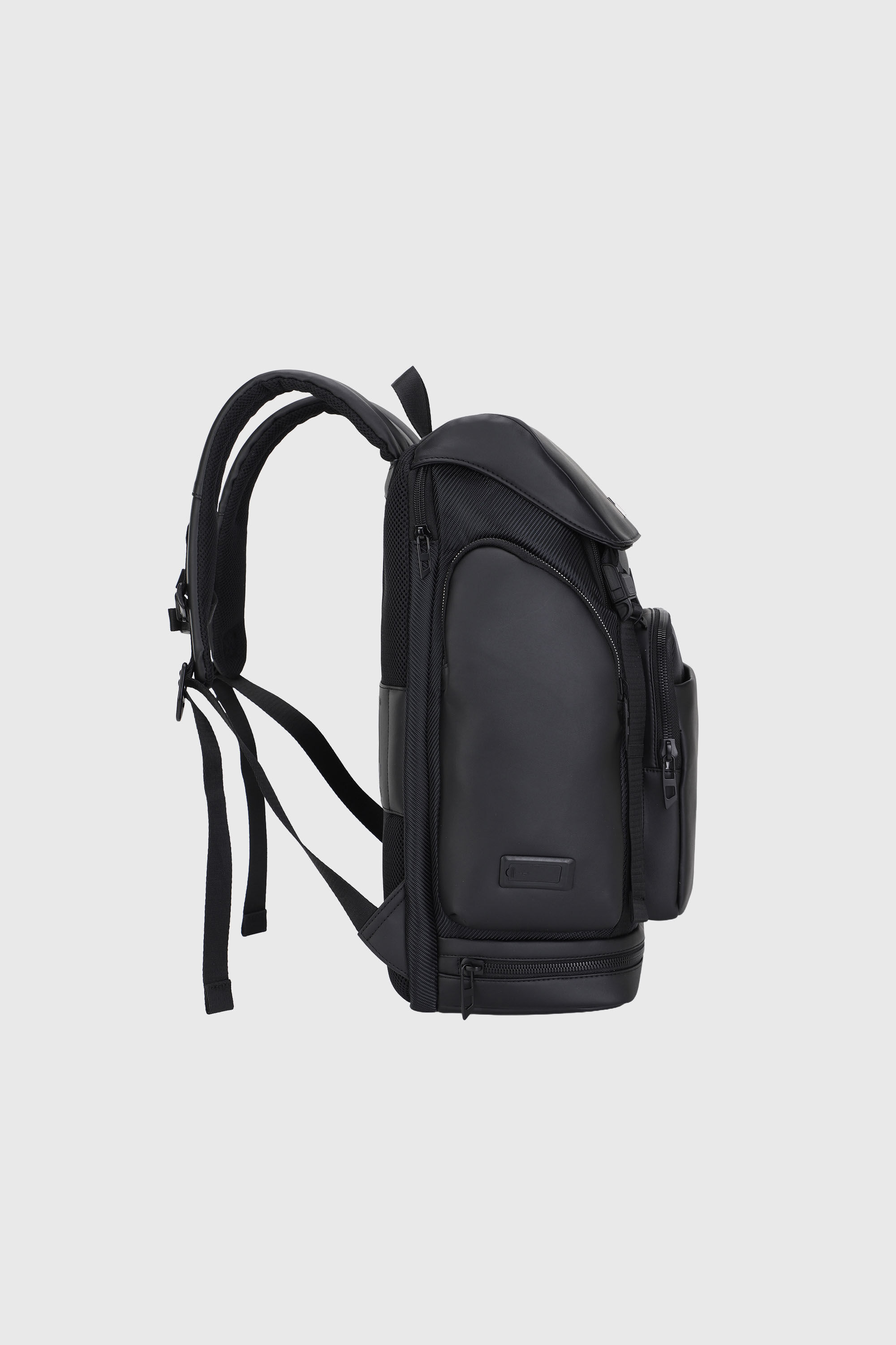 Diesel - DIESEL CARBON FIBER BACKPACK-BLACK  DSB0, Zaino business funzionale Unisex in Nero - 4