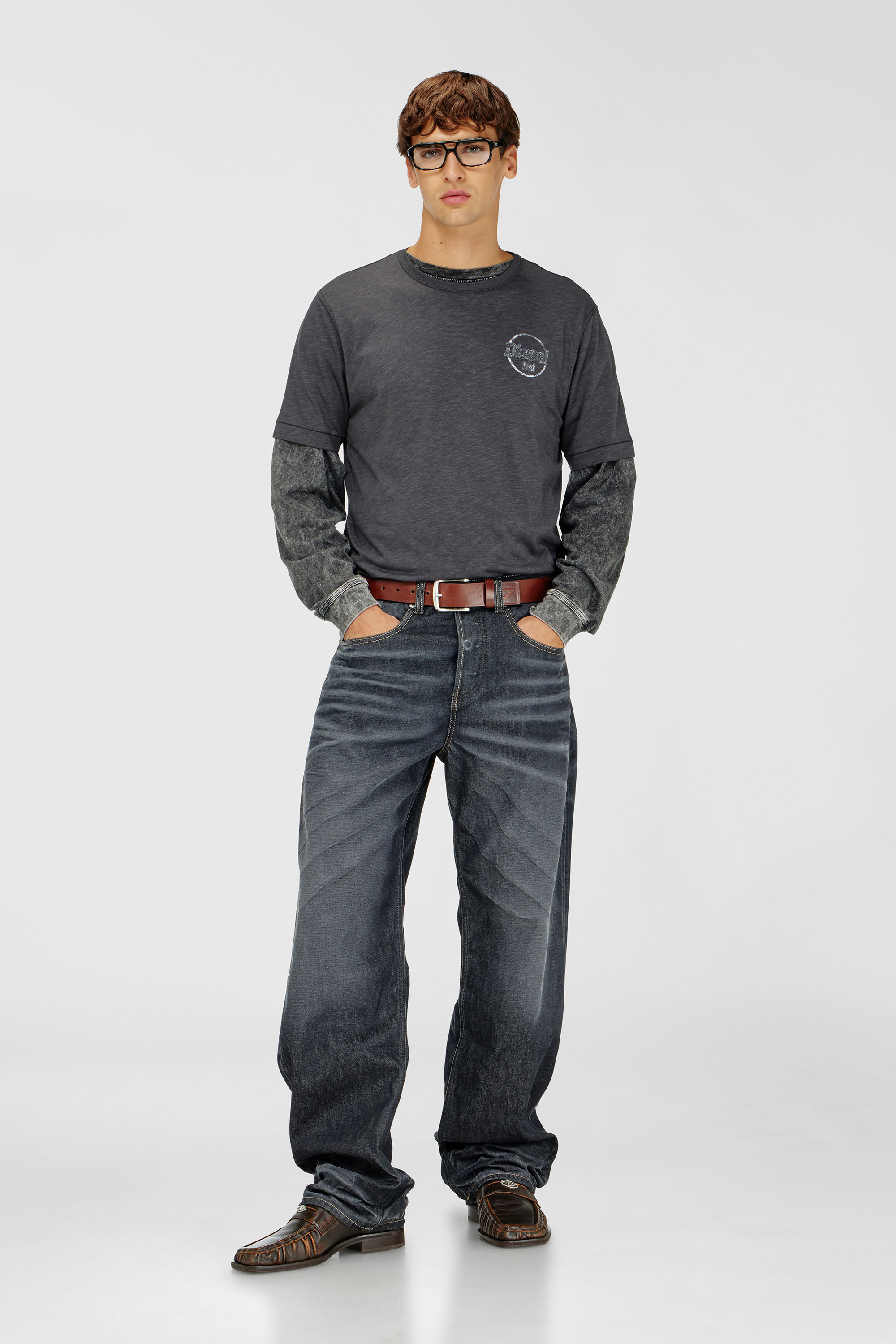 Diesel - T-ADJUST-B11, Herren T-Shirt aus Slub-Jersey mit Crack-Print in Dunkelgrau - 1