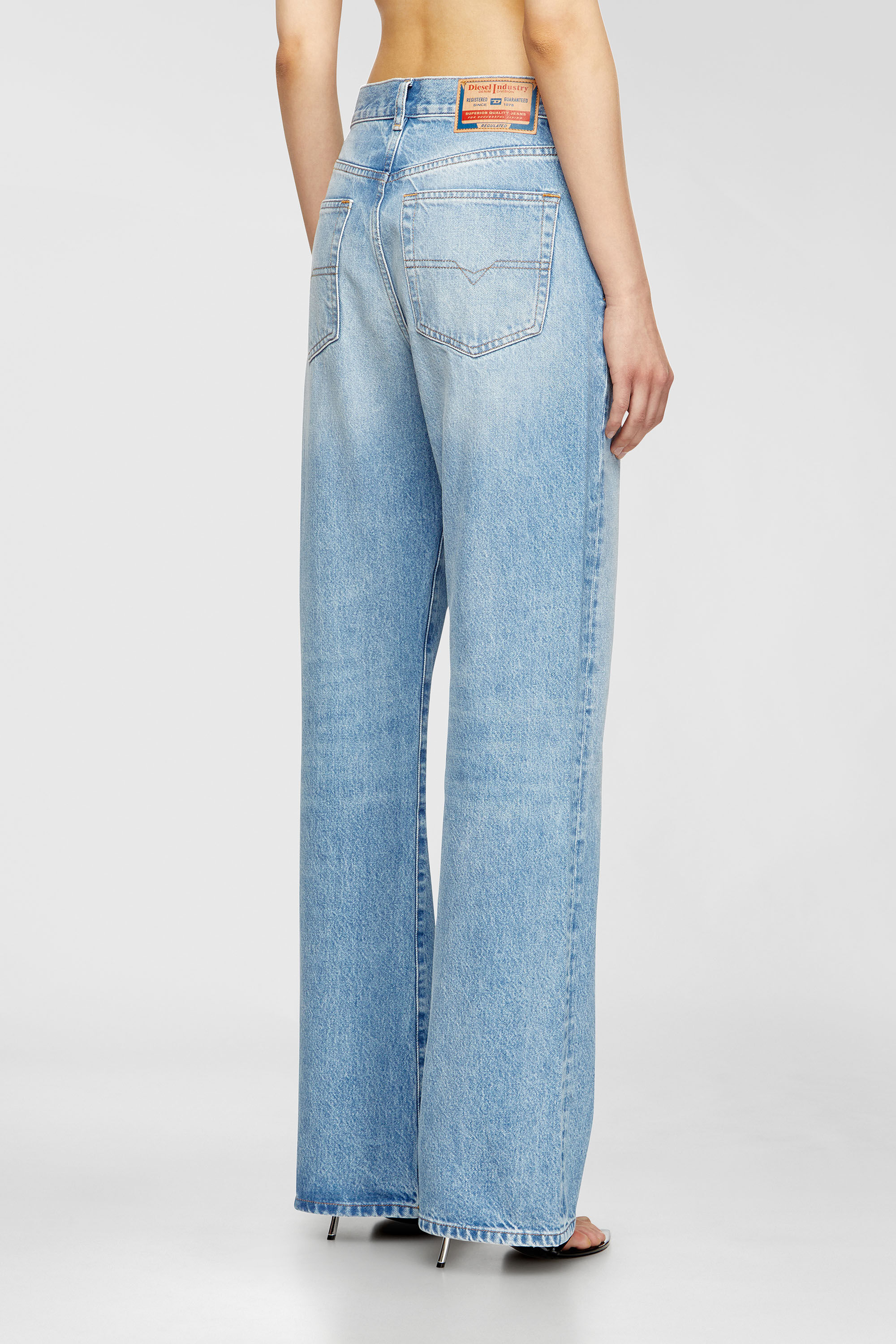 Diesel - Regular Jeans 1971 D-Sent 09I29 Donna, Blu Chiaro - Image 3
