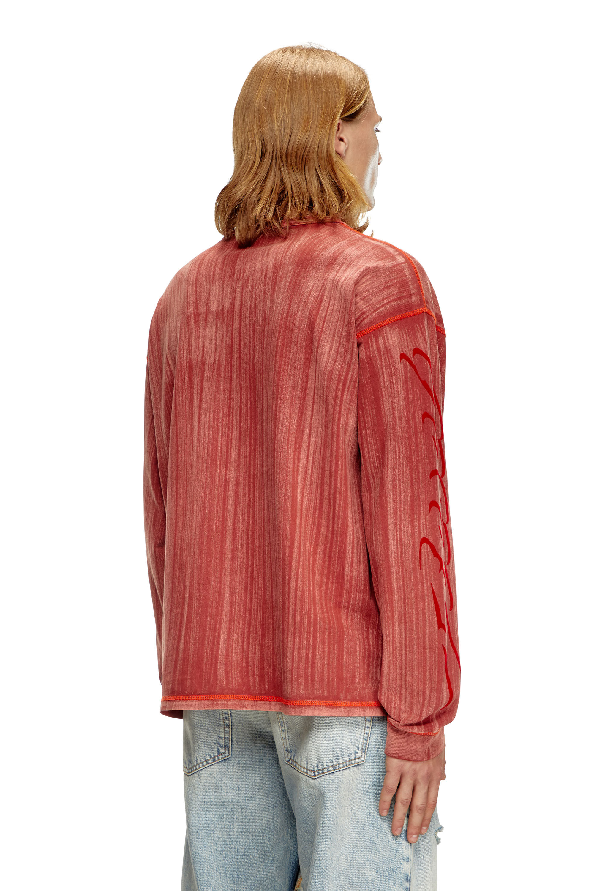 Diesel - T-BOXT-LS-Q2, Homme T-shirt à manches longues avec effet délavé au coups de pinceau in Rouge - Image 4