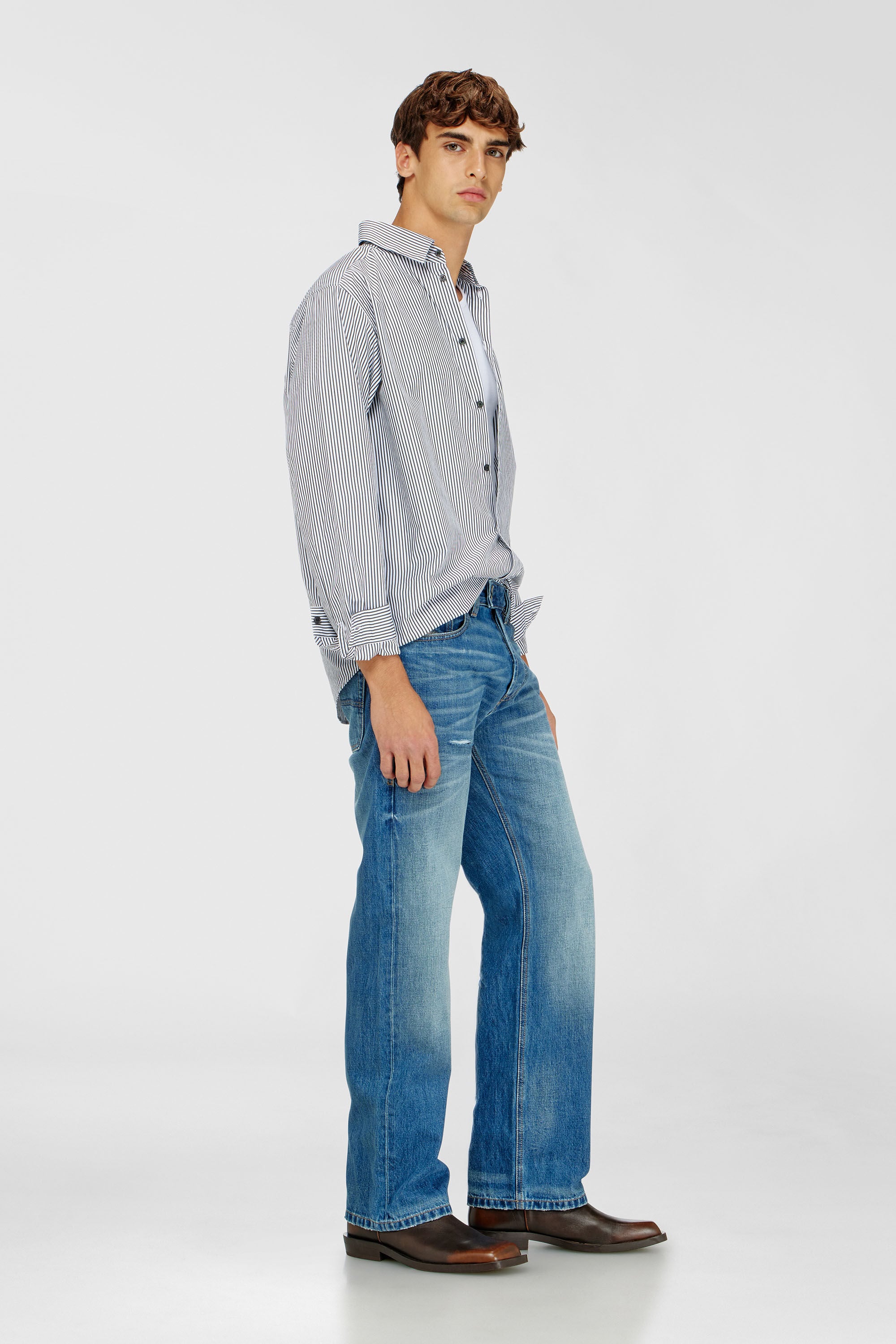Diesel - Relaxed Jeans 1980 D-Eeper 0DLDC Homme, Bleu moyen - Image 2