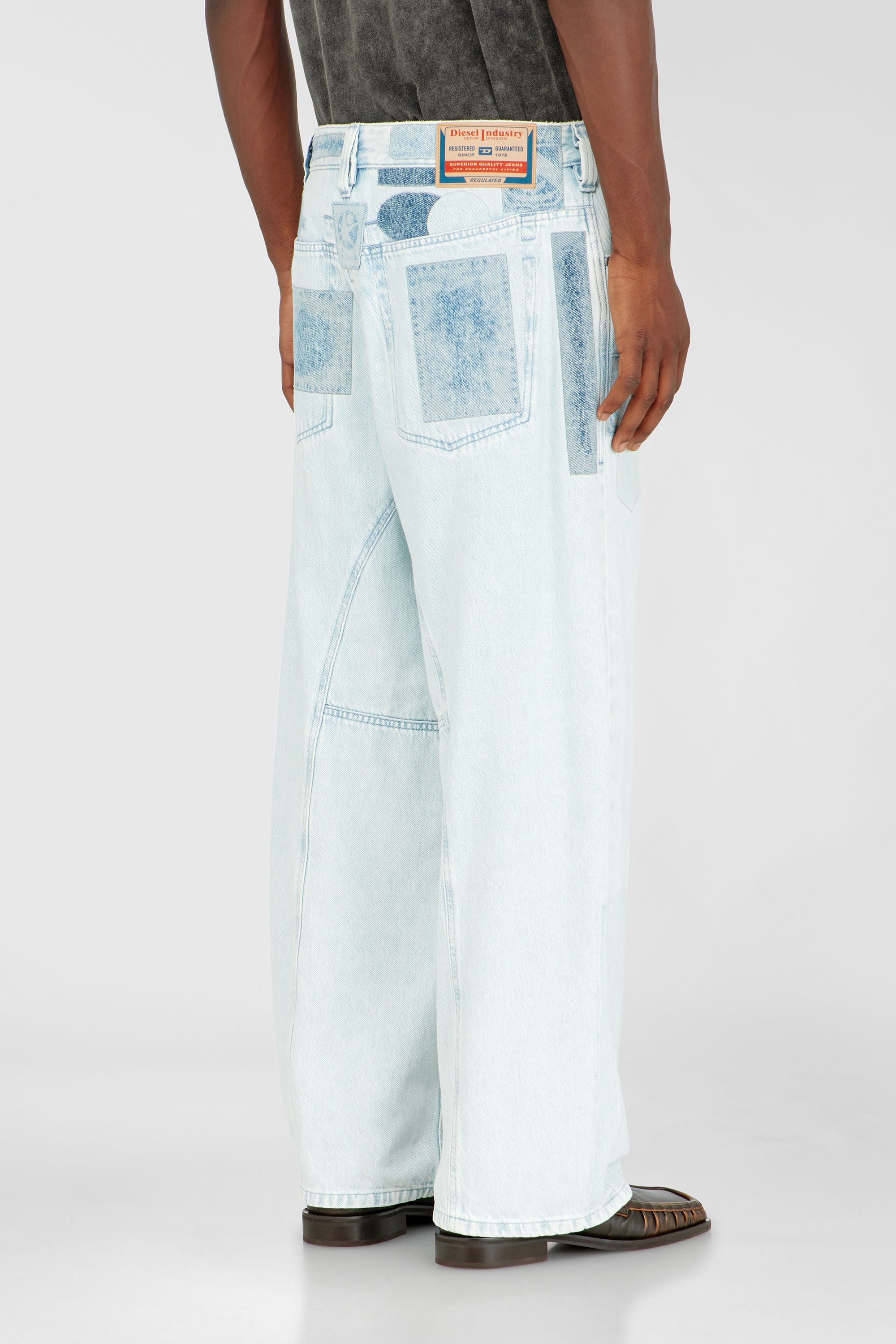 Diesel - Relaxed Jeans 1997 D-Enim-M 0IFBQ Mixte, Bleu Clair - Image 5
