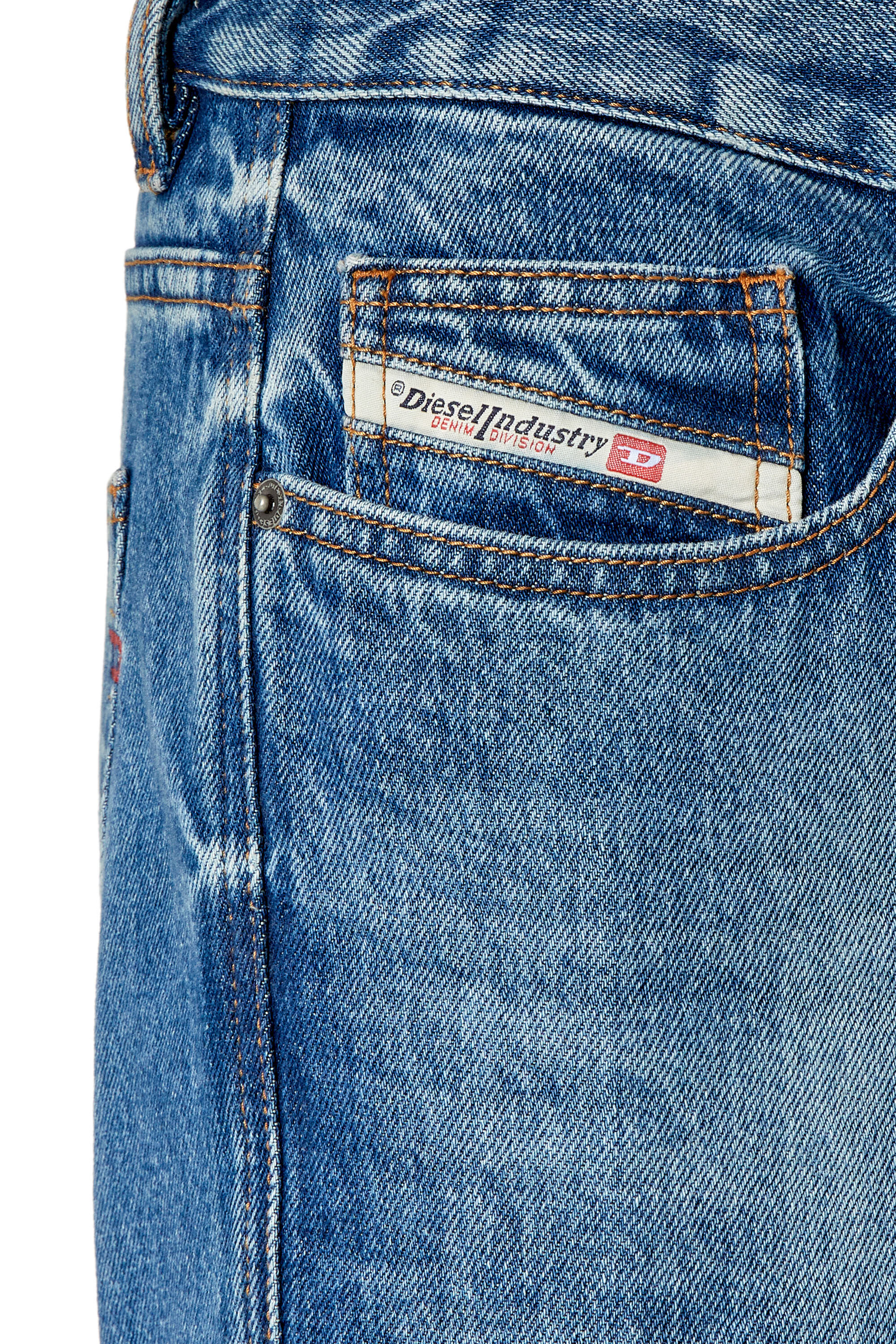 Diesel - Straight Jeans 2020 D-Viker 0GYCT, Blu medio - Image 6
