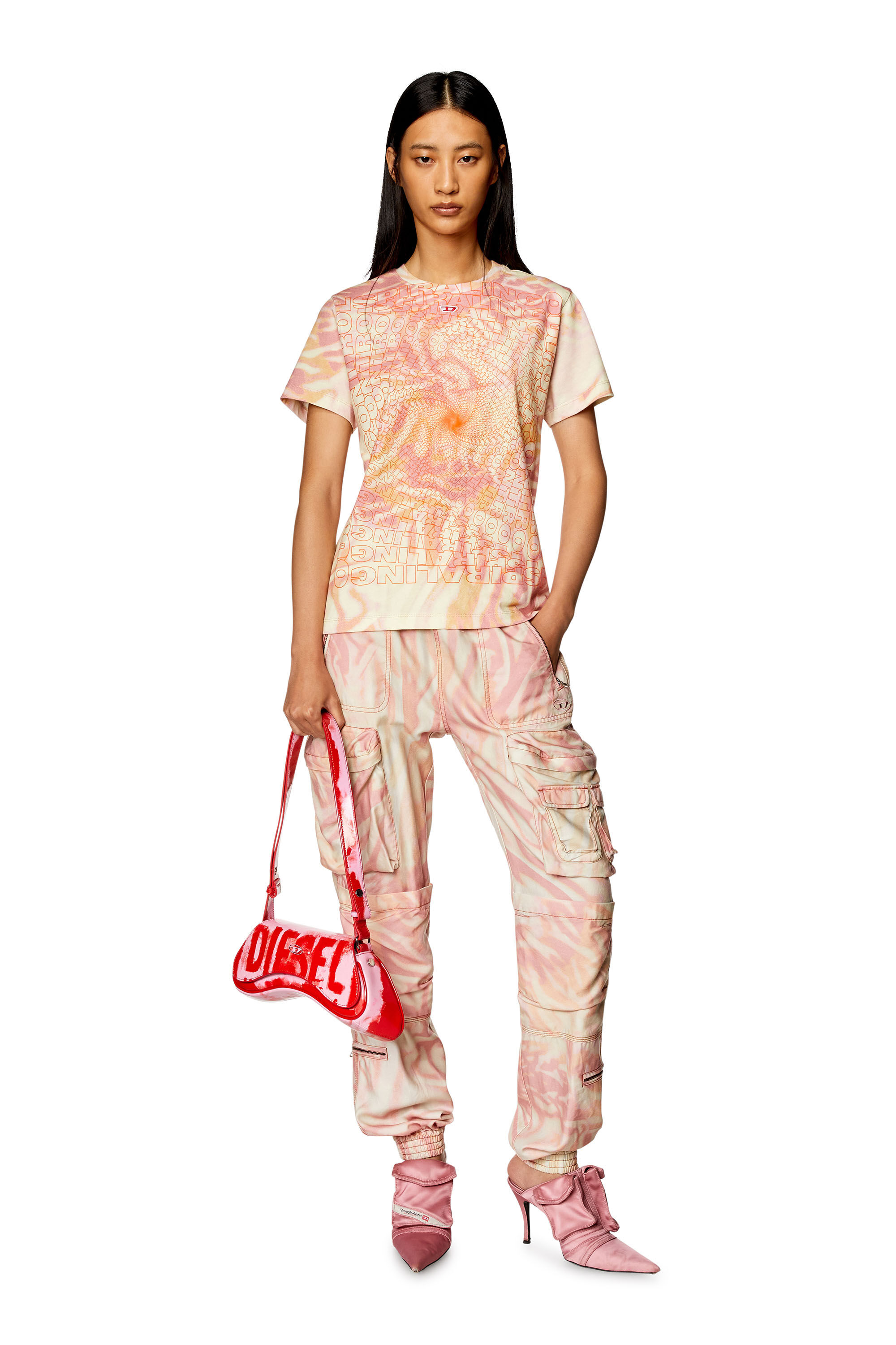 Diesel - T-REGS-N6, Damen T-Shirt mit Zebra-Camouflage-Print in Gesichtspuder - 1