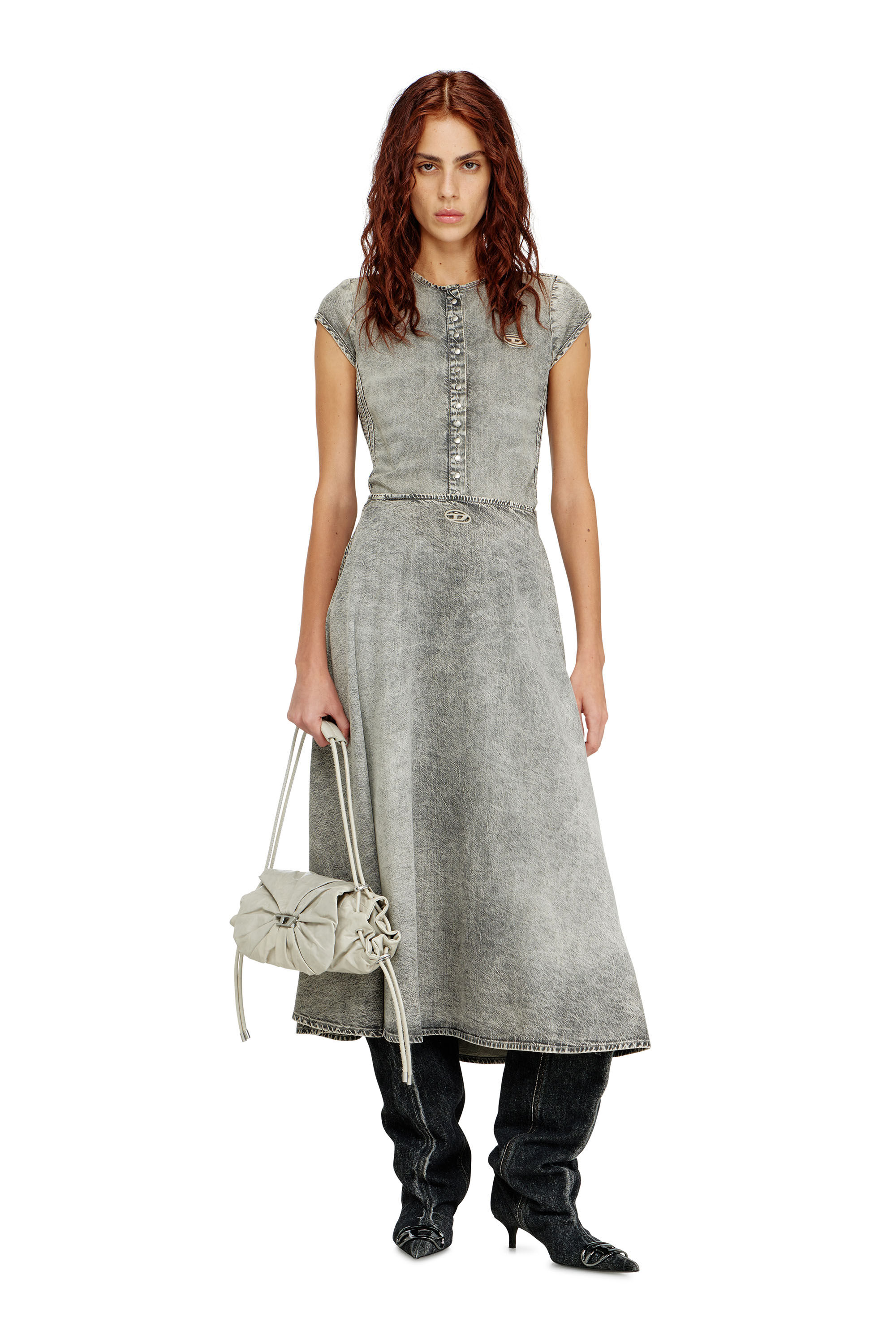 Diesel - DE-ANNIE-S2, Jupe longue en denim avec rayures athl&eacute;tiques Femme in ToBeDefined - 1