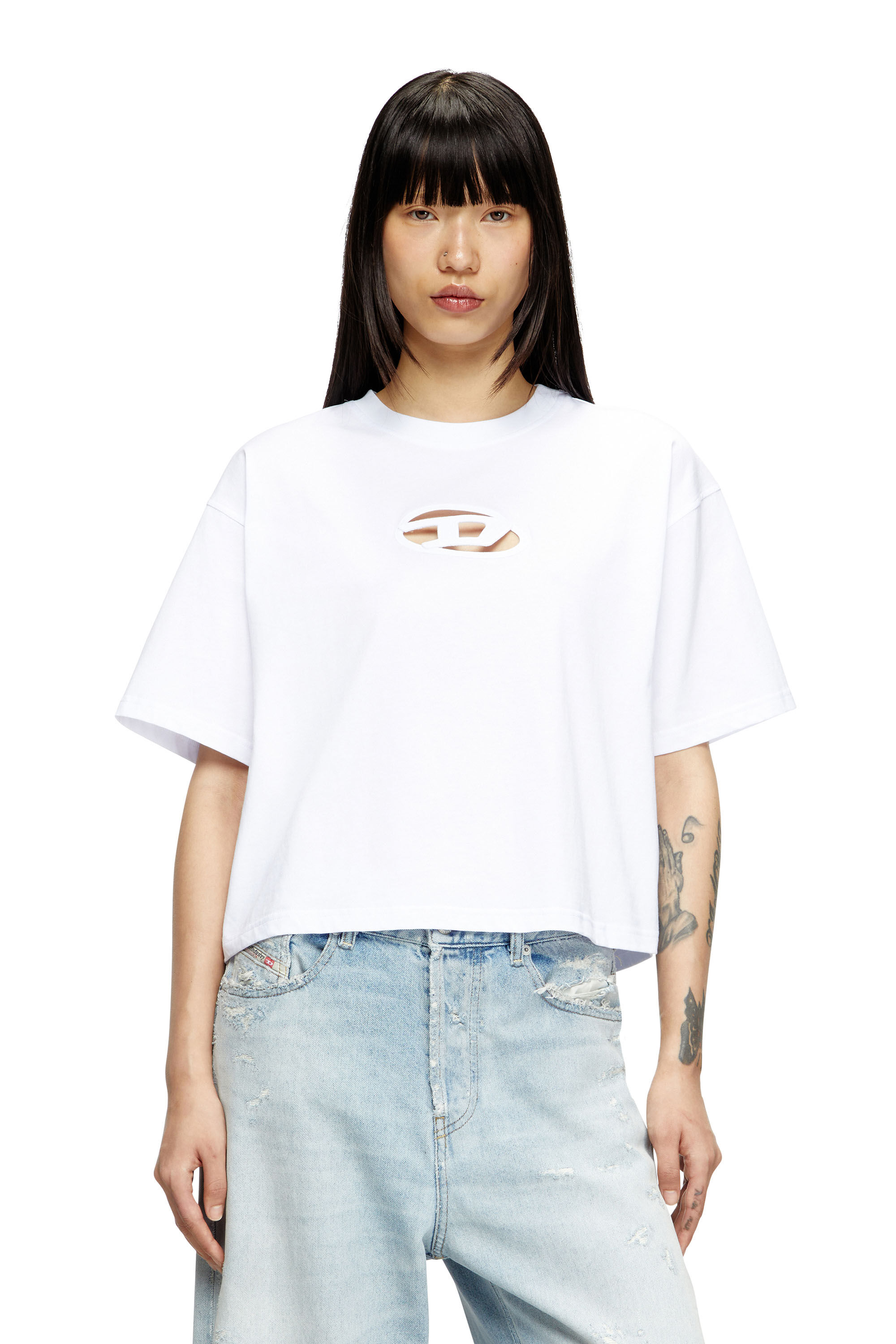 Diesel - T-BUXT-CROP-OD, T-shirt boxy avec cut-out Oval D Femme in Blanc - 3