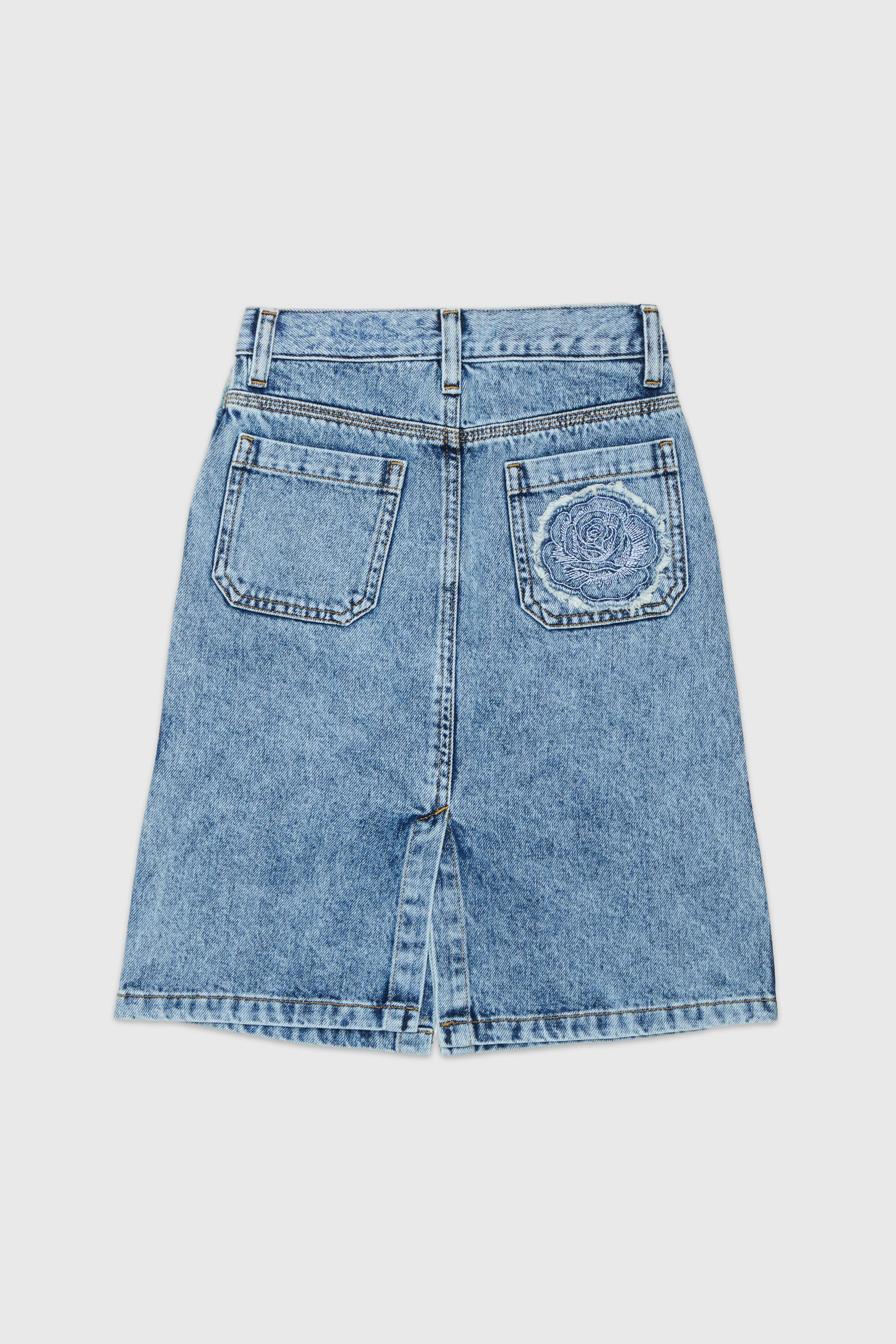 Diesel - GELKA, Gonna in denim a taglio vivo con patch a rosa Donna in Blu - 2