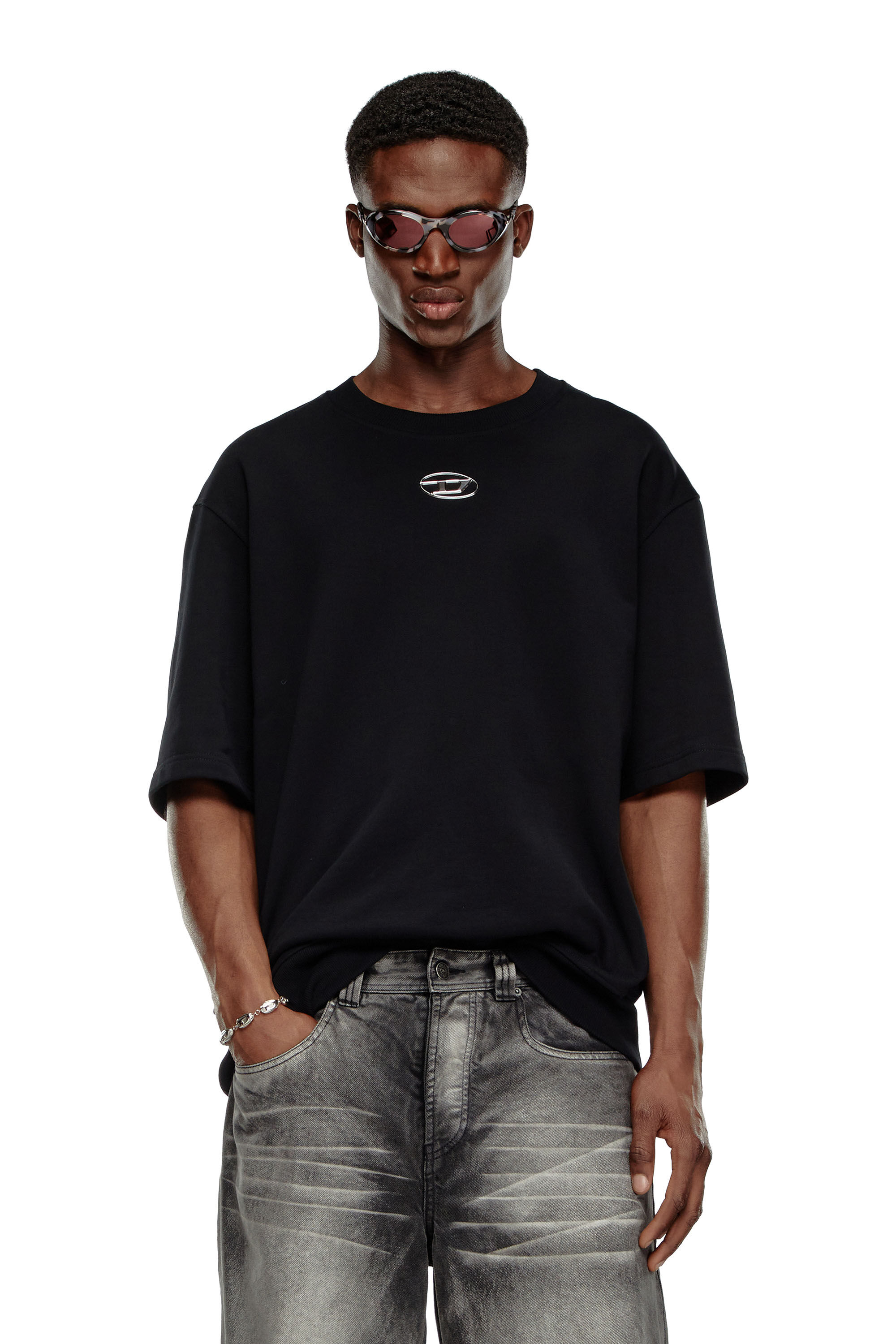 Diesel - S-COOLING-L1, Sweat-shirt &agrave; manches courtes avec logo m&eacute;tallis&eacute; Homme in Noir - 3