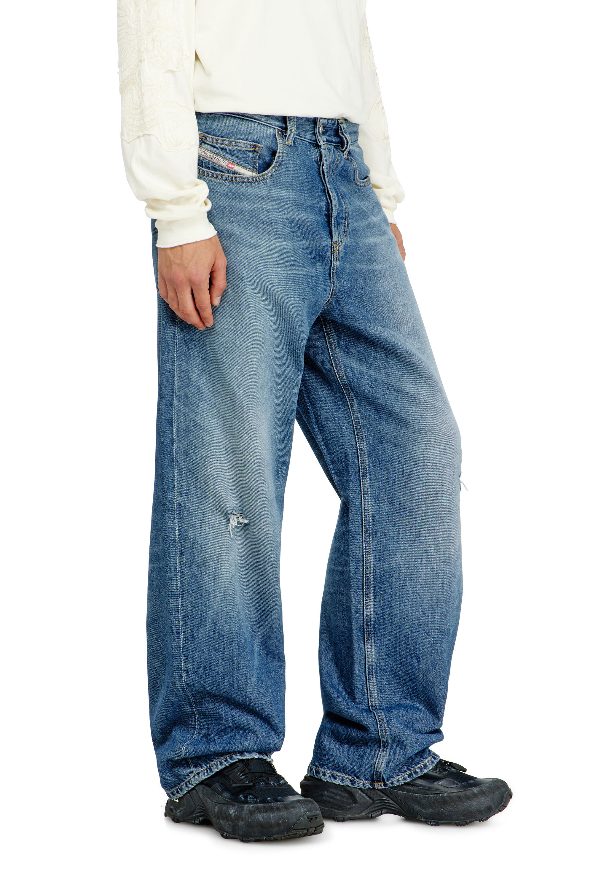 Diesel - Relaxed Jeans 2001 D-Macro 09P61 Uomo, Blu medio - Image 7