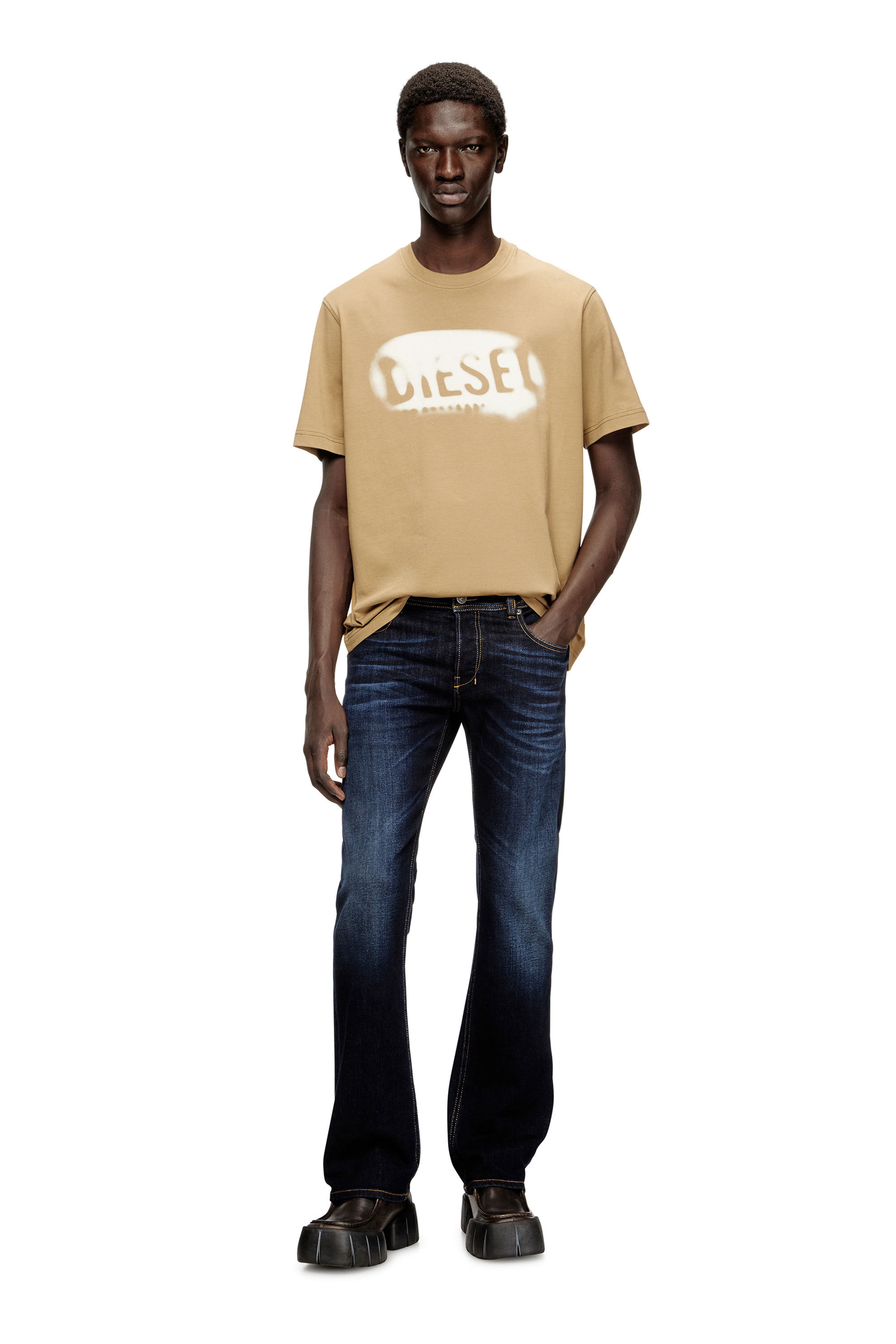 Diesel - T-ADJUST-V2, T-shirt en coton léger avec logo délavé Homme in Beige - 1