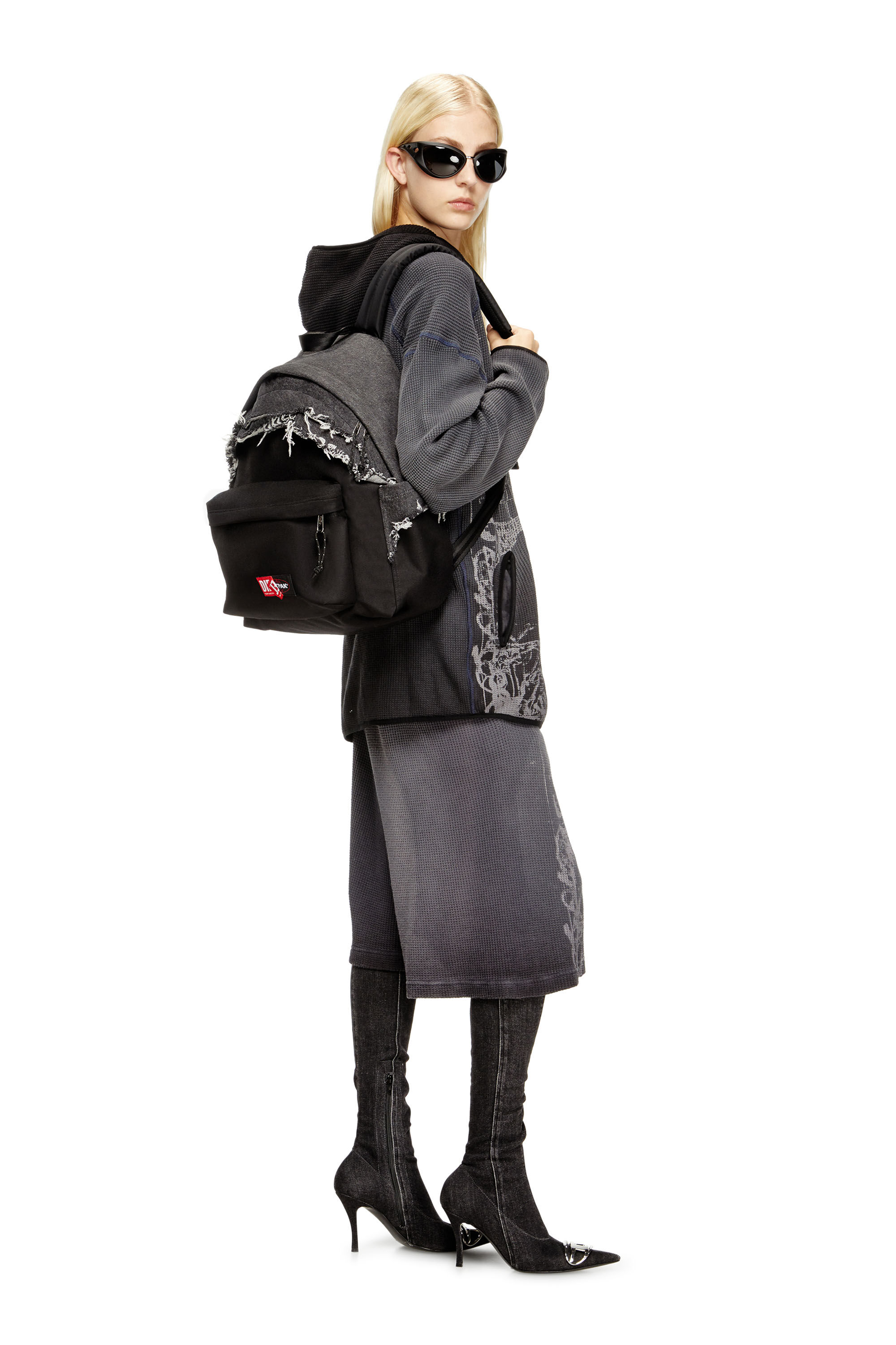 Diesel - DIESEL DAY PAK'R, Sac à dos en denim effet destroy et CORDURA® Mixte in Noir - 7