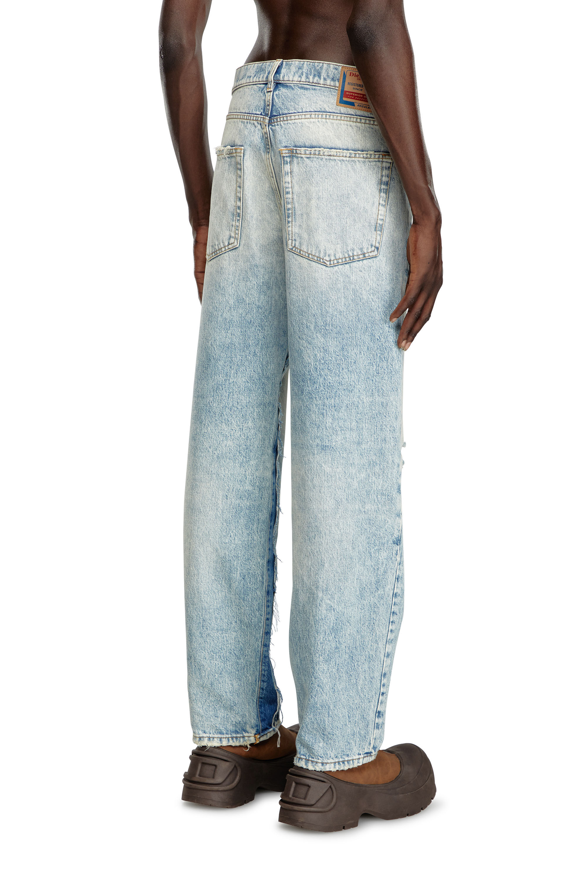 Diesel - Herren Relaxed Jeans D-Fire 0AJEN, Hellblau - 4