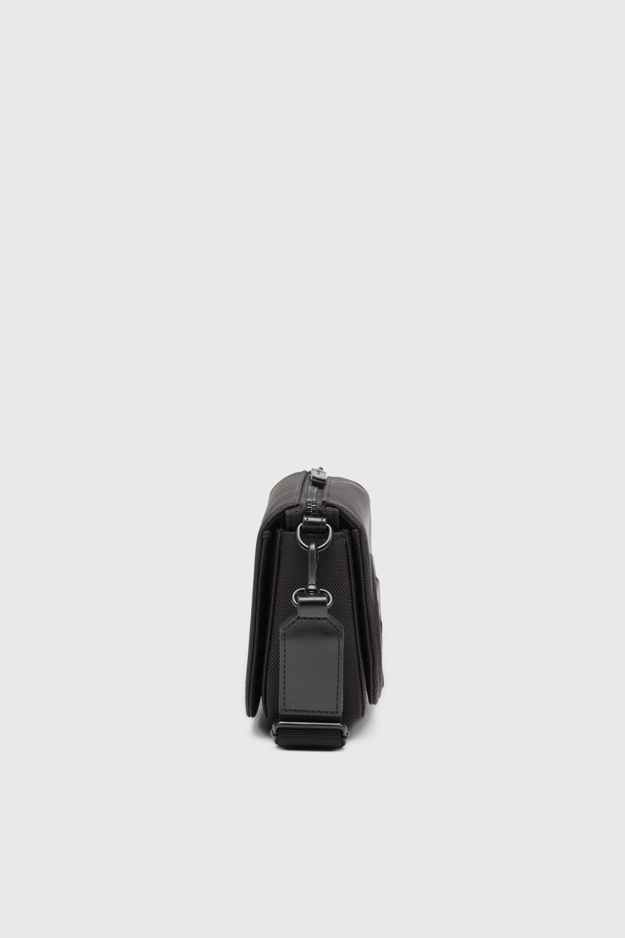 Diesel - 1DR CAMERA BAG, 1DR-Camera bag in tessuto Cordura Unisex in Nero - 4