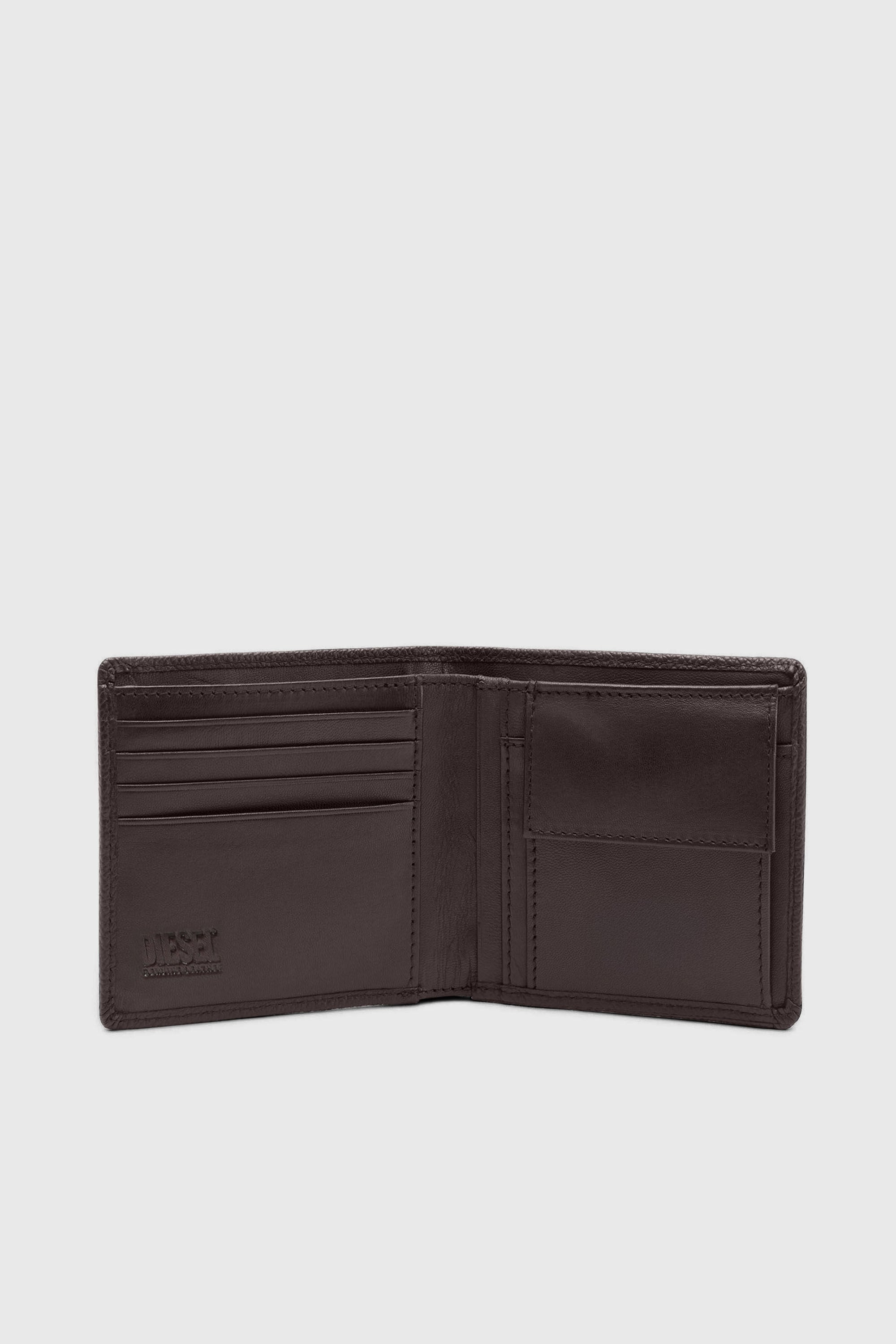 Diesel - BI FOLD COIN S, Portefeuille &agrave; deux volets en cuir grain&eacute; Homme in Marron - 3