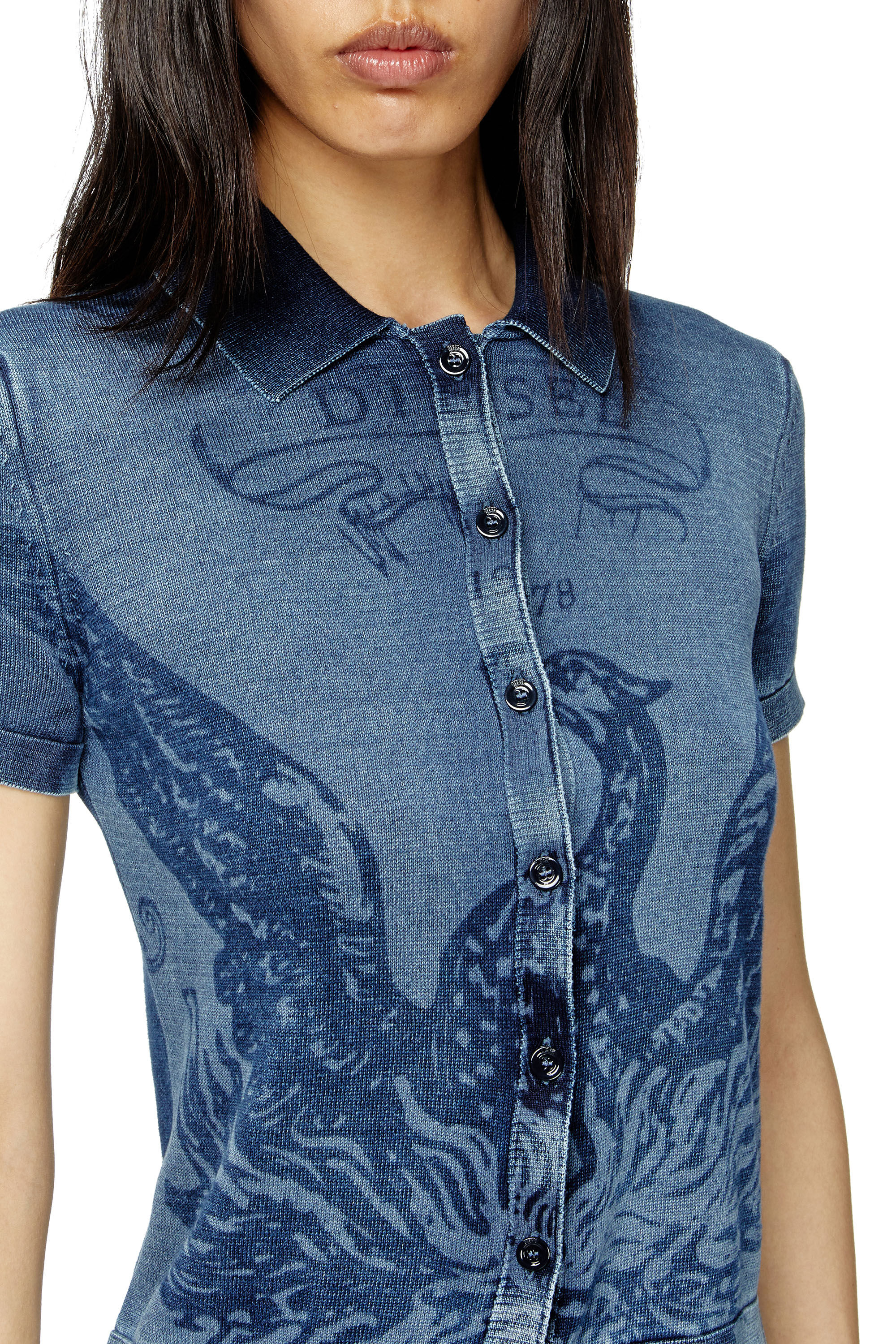 Diesel - M-FENNY, Chemise-cardigan indigo avec logo du phénix Femme in Bleu - 5