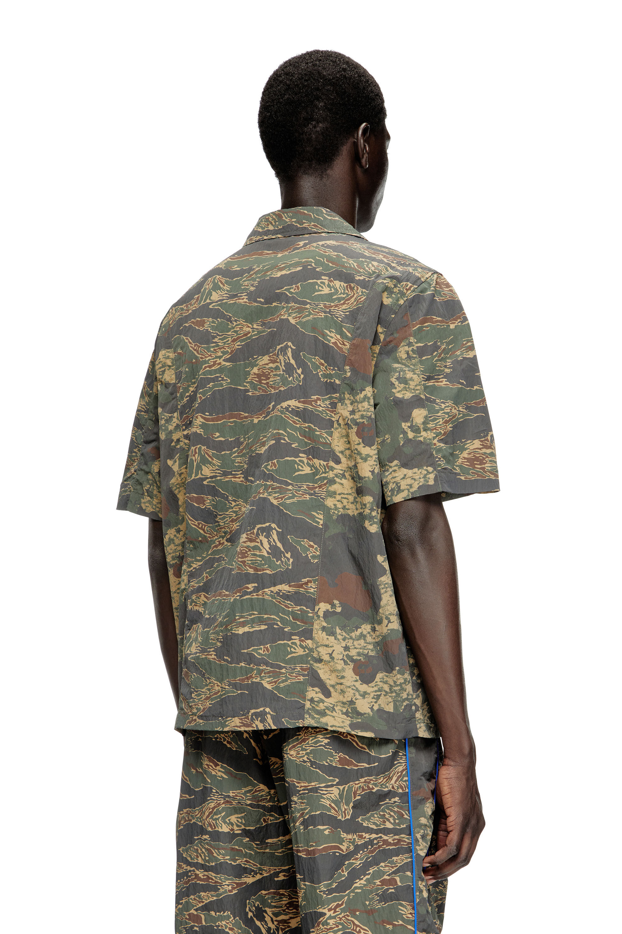 Diesel - S-BRACK-EPBW, Camicia con stampe camouflage Uomo in Verde - 4