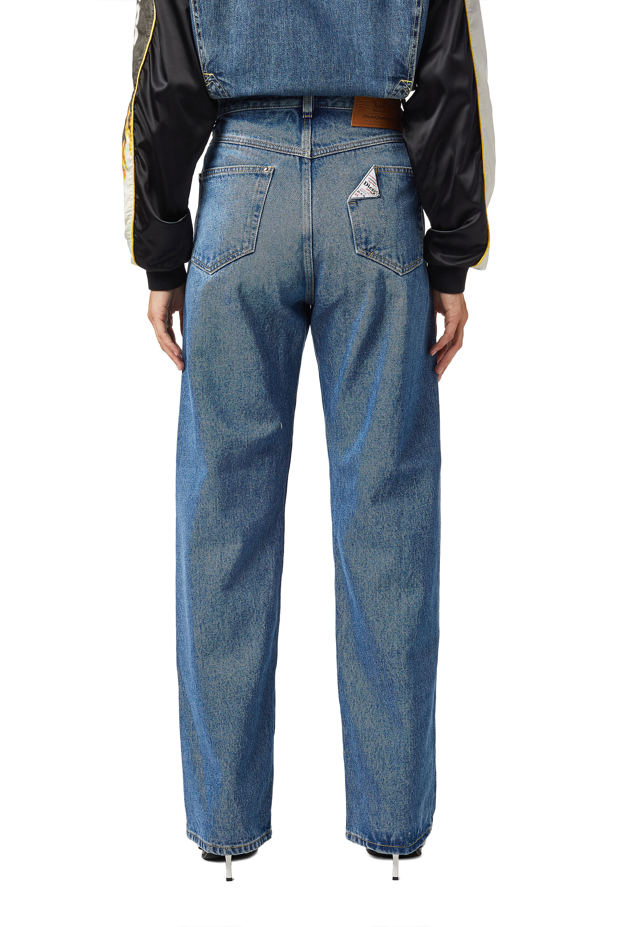 Diesel - DXD-2P2 0EHAQ Straight Jeans, Blu medio - Image 4