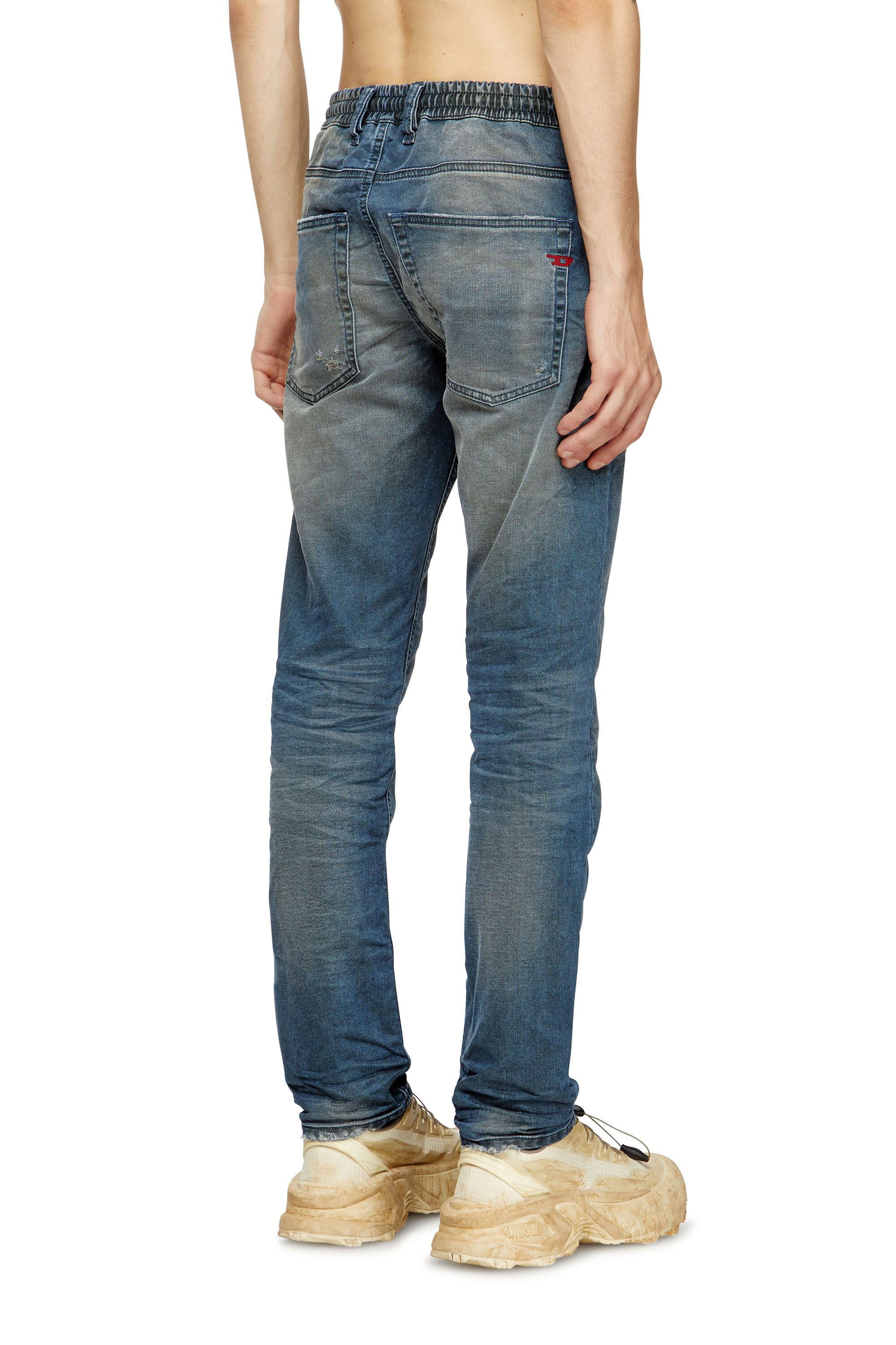 Diesel - Regular 2032 D-Krooley Joggjeans® 068SC Homme, Bleu Foncé - Image 4