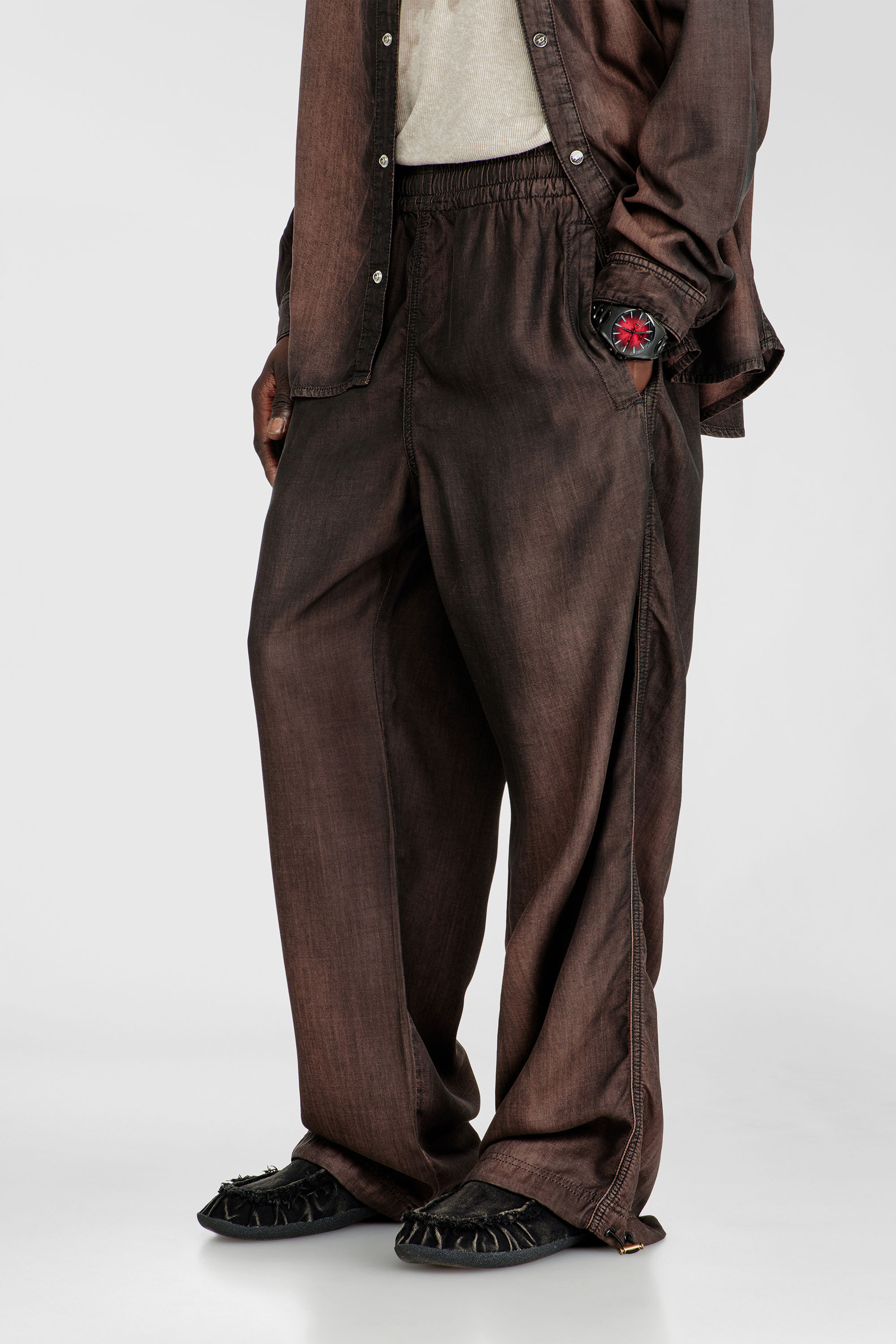 Diesel - Relaxed Jeans D-Roder 068YF Mixte, Marron Fonc&eacute; - Image 7