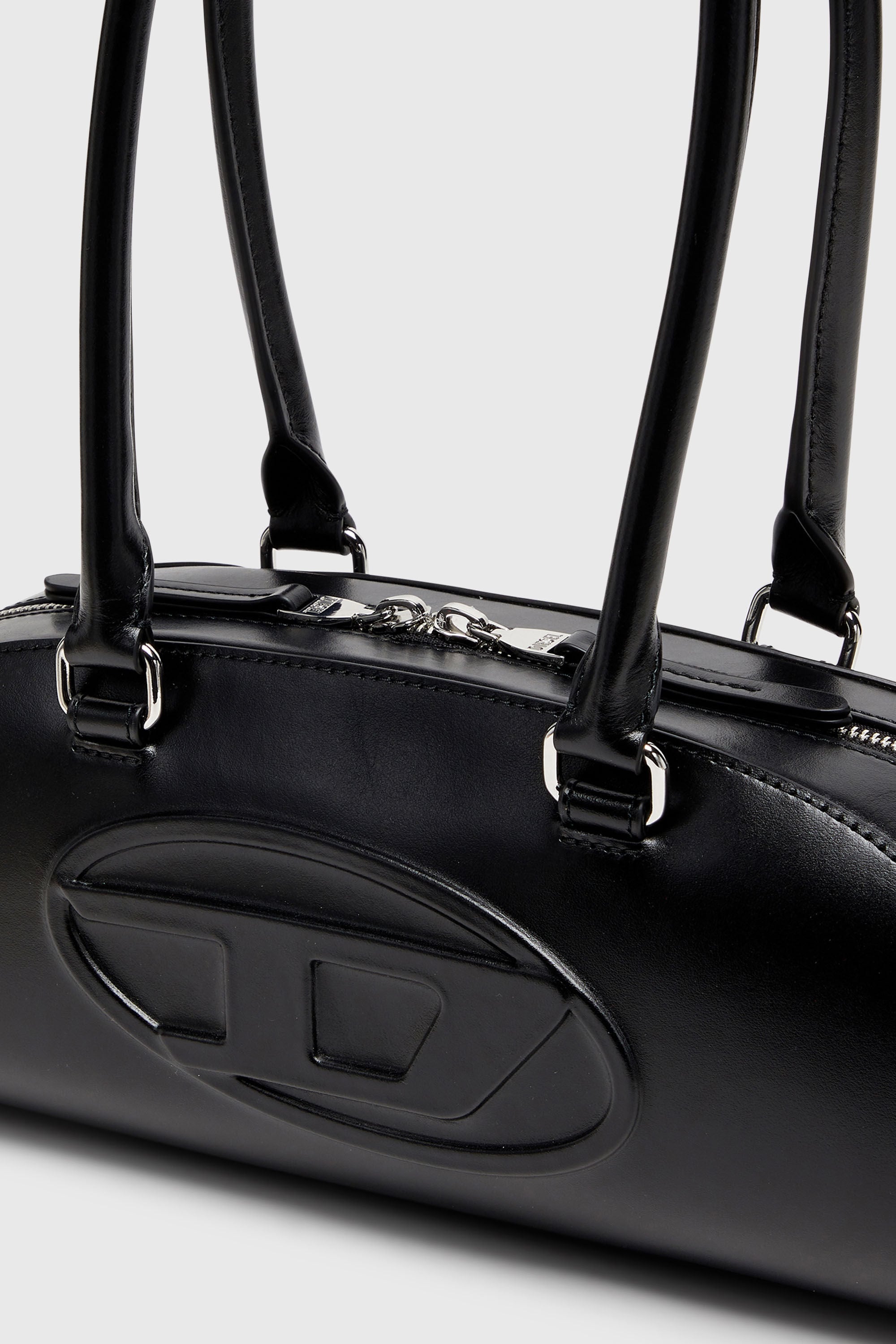Diesel - 1DR DOME SHOULDER EW, 1DR Dome - Sac bowling allong&eacute; en cuir Femme in Noir - 5
