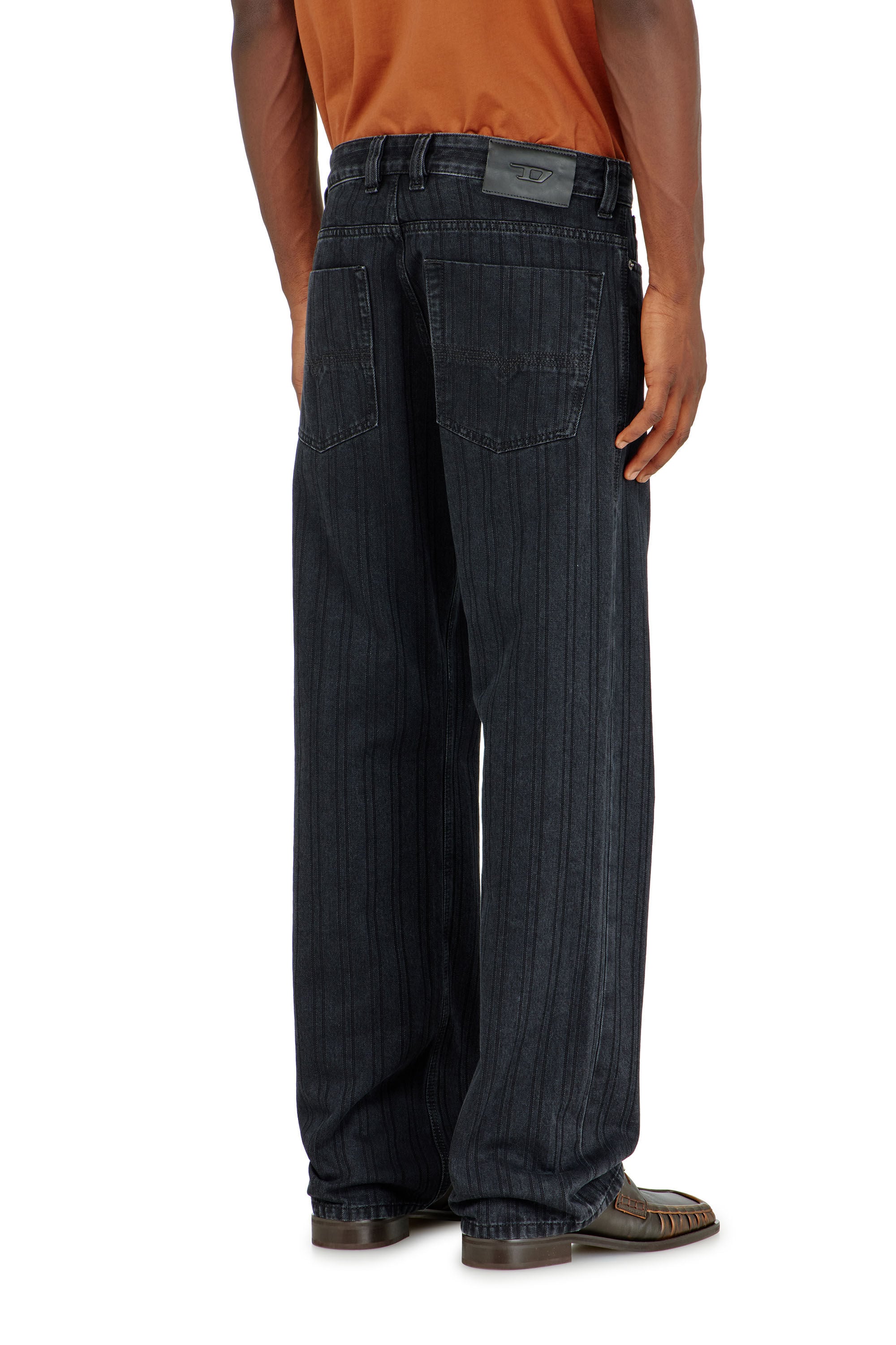 Diesel - Herren Relaxed Jeans 1980 D-Eeper 09Q12, Schwarz/Dunkelgrau - 5