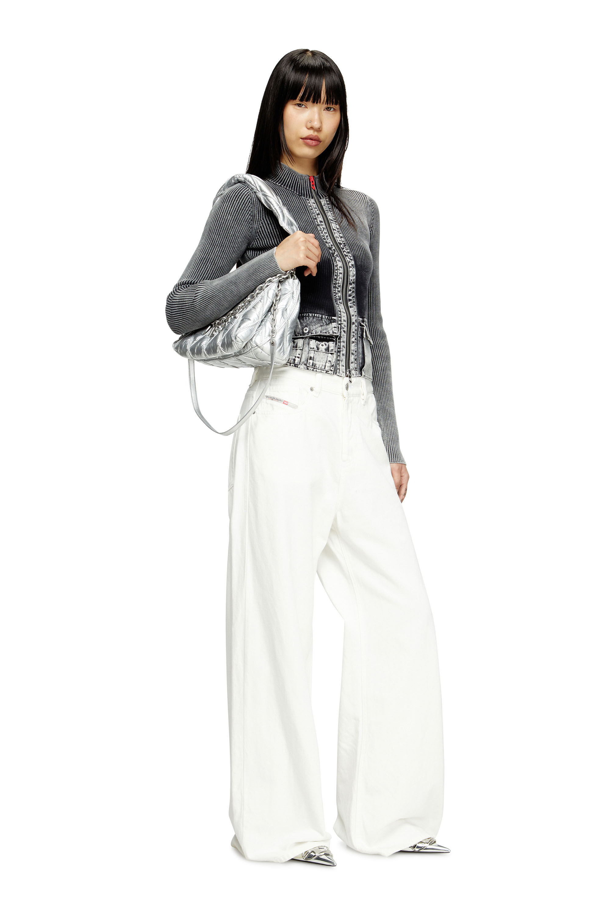 Diesel - CHARM-D SHOULDER M, Charm-D M-Borsa a spalla in nylon metallizzato trapuntato Donna in Argento - 6
