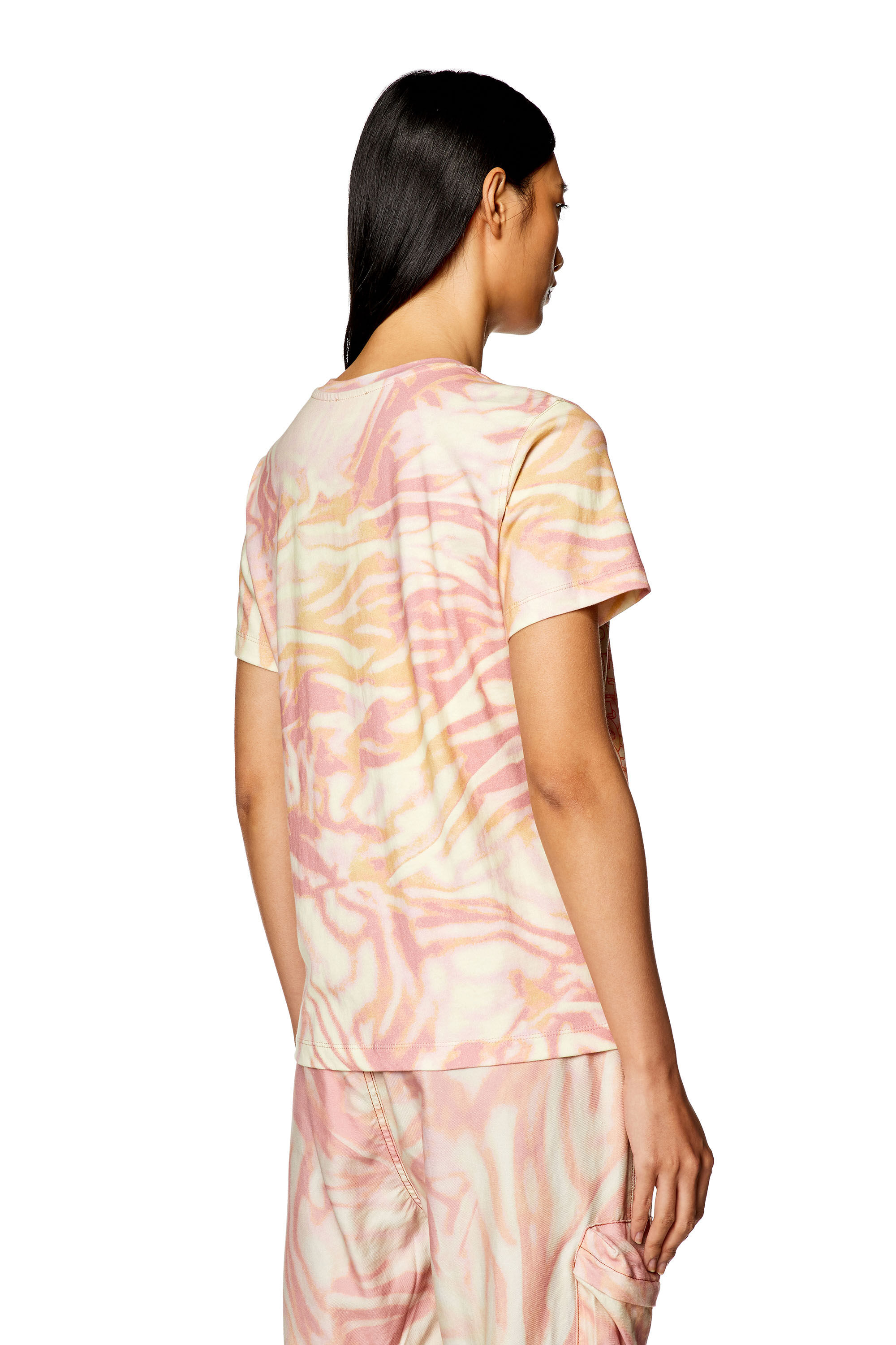 Diesel - T-REGS-N6, Damen T-Shirt mit Zebra-Camouflage-Print in Gesichtspuder - 4