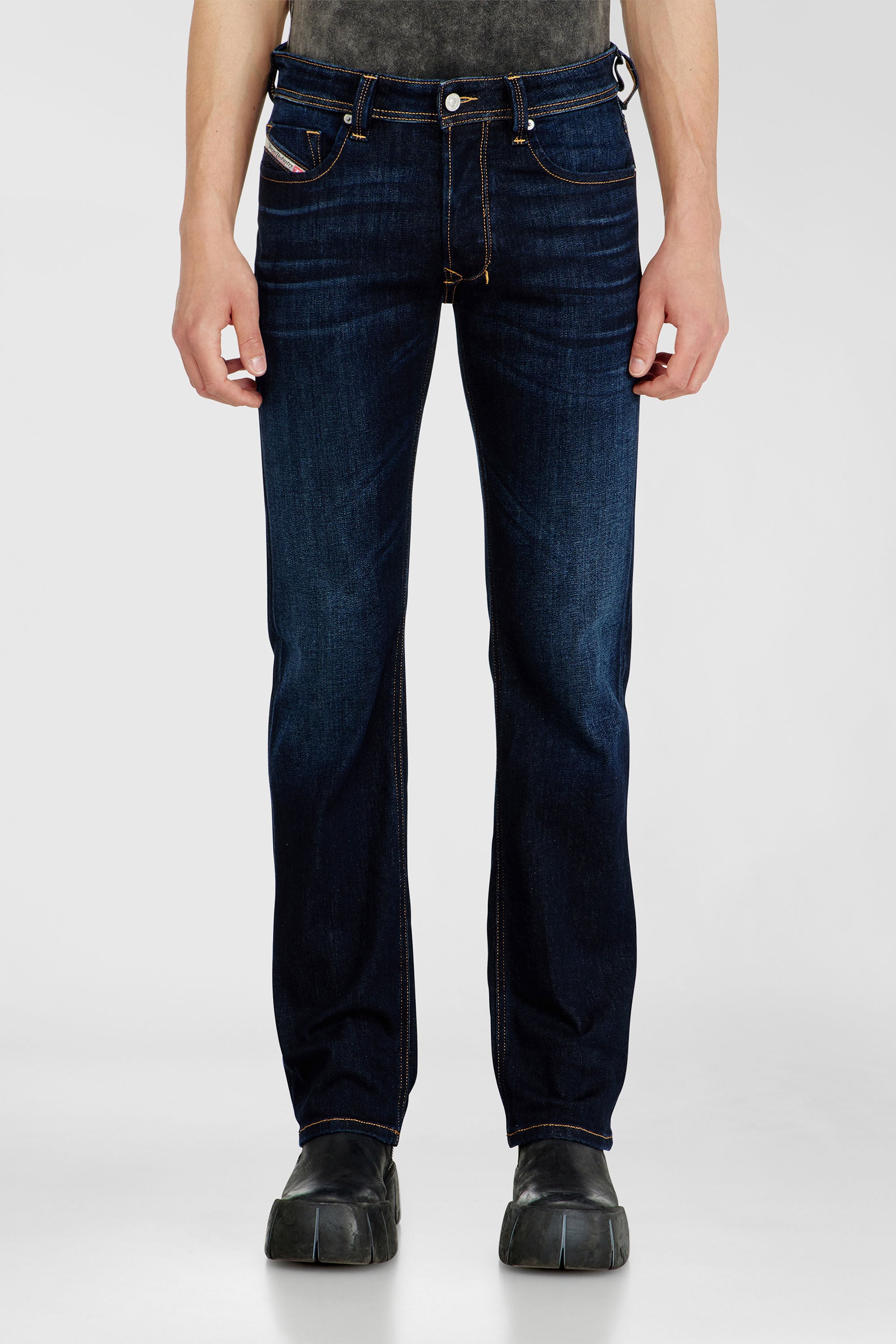 Diesel - Regular Jeans 1985 Larkee 09Q15 Homme, Bleu Fonc&eacute; - Image 4