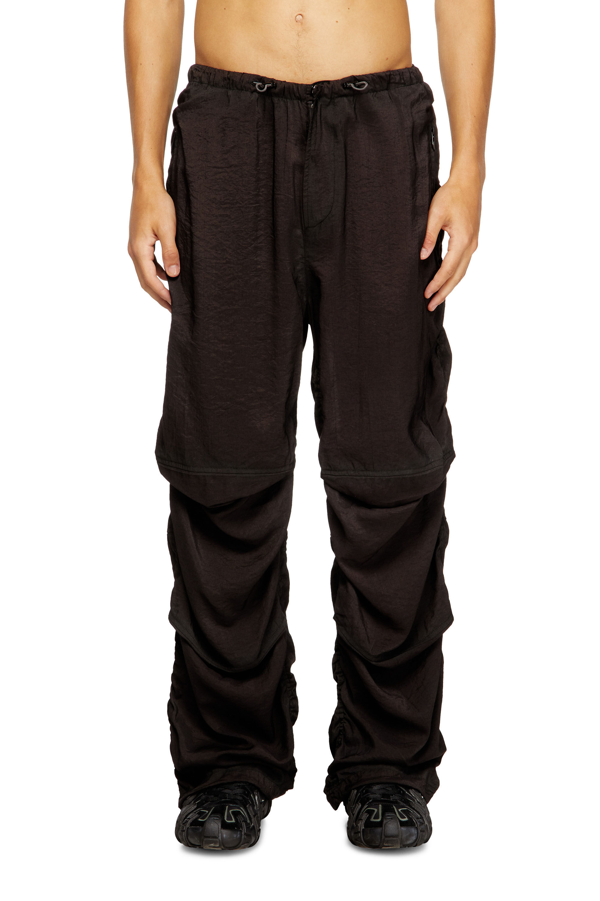 Diesel - P-DAILY, Pantaloni utility in tessuto leggero stropicciato Uomo in Nero - 3