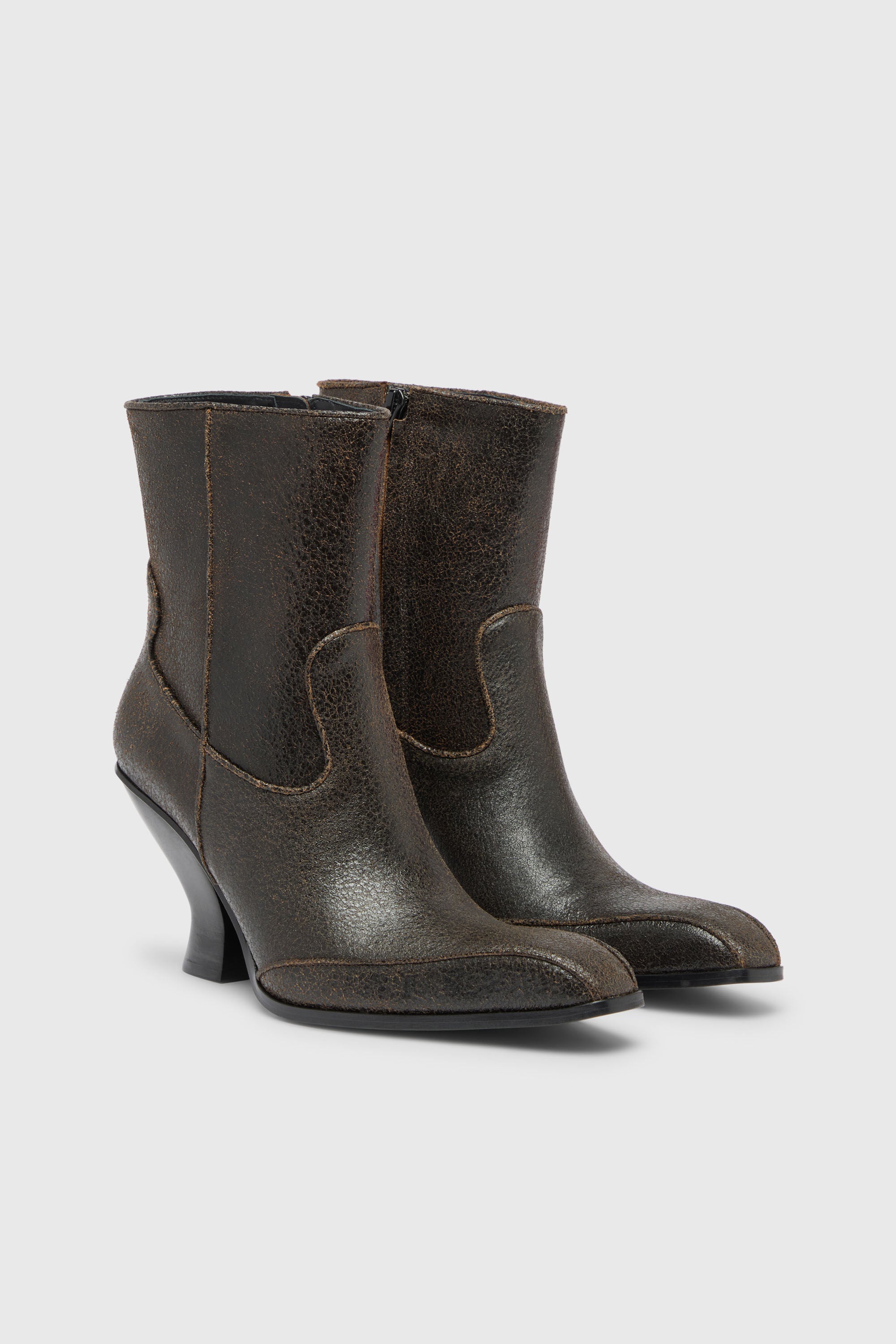 Diesel - D-LUFFY-75-AB, D-Luffy - Bottines en cuir craquel&eacute; Femme in Marron - 2