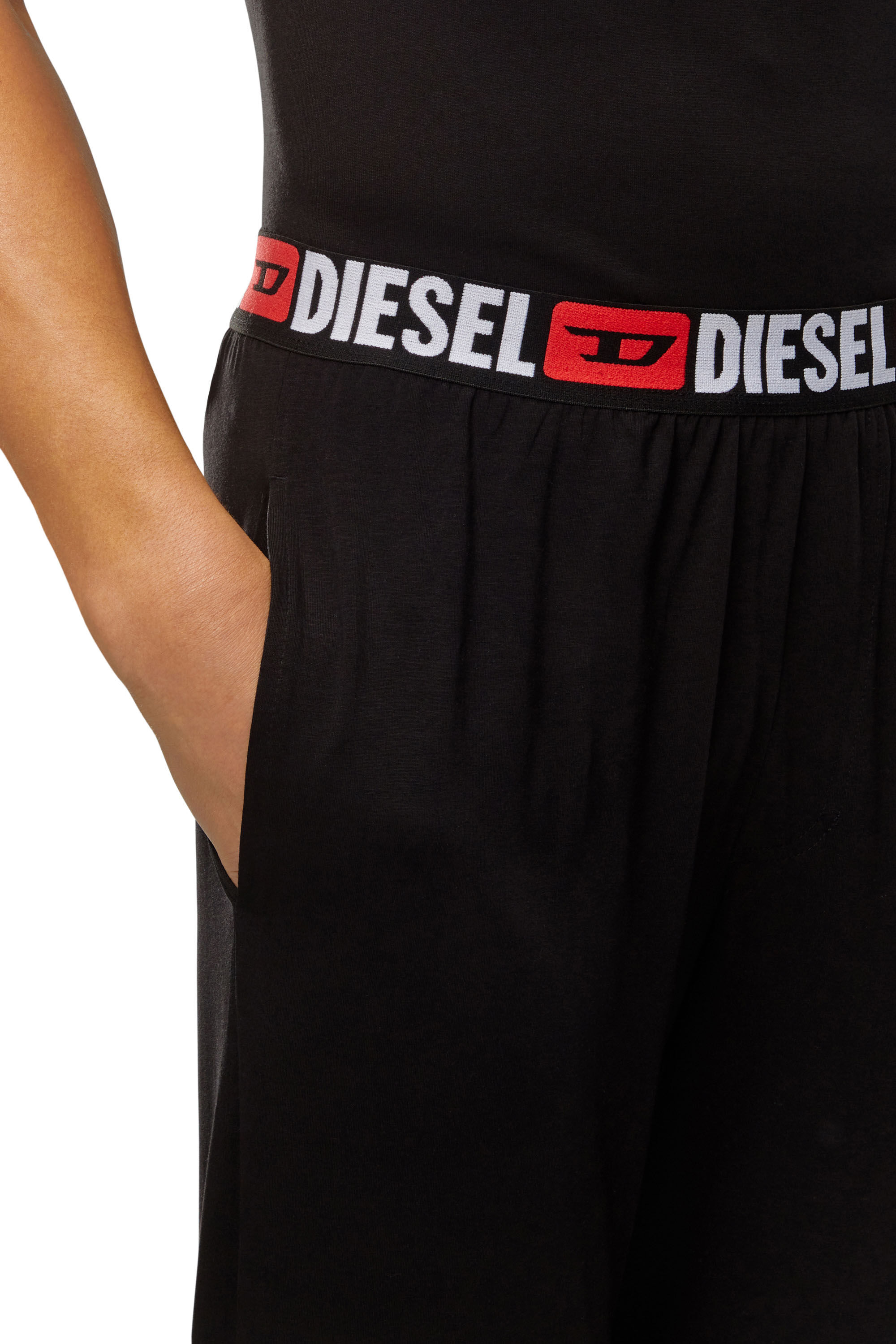 Diesel - UMLB-JULIO, Homme Pantalon de survêtement avec logo sur la taille in Noir - Image 3
