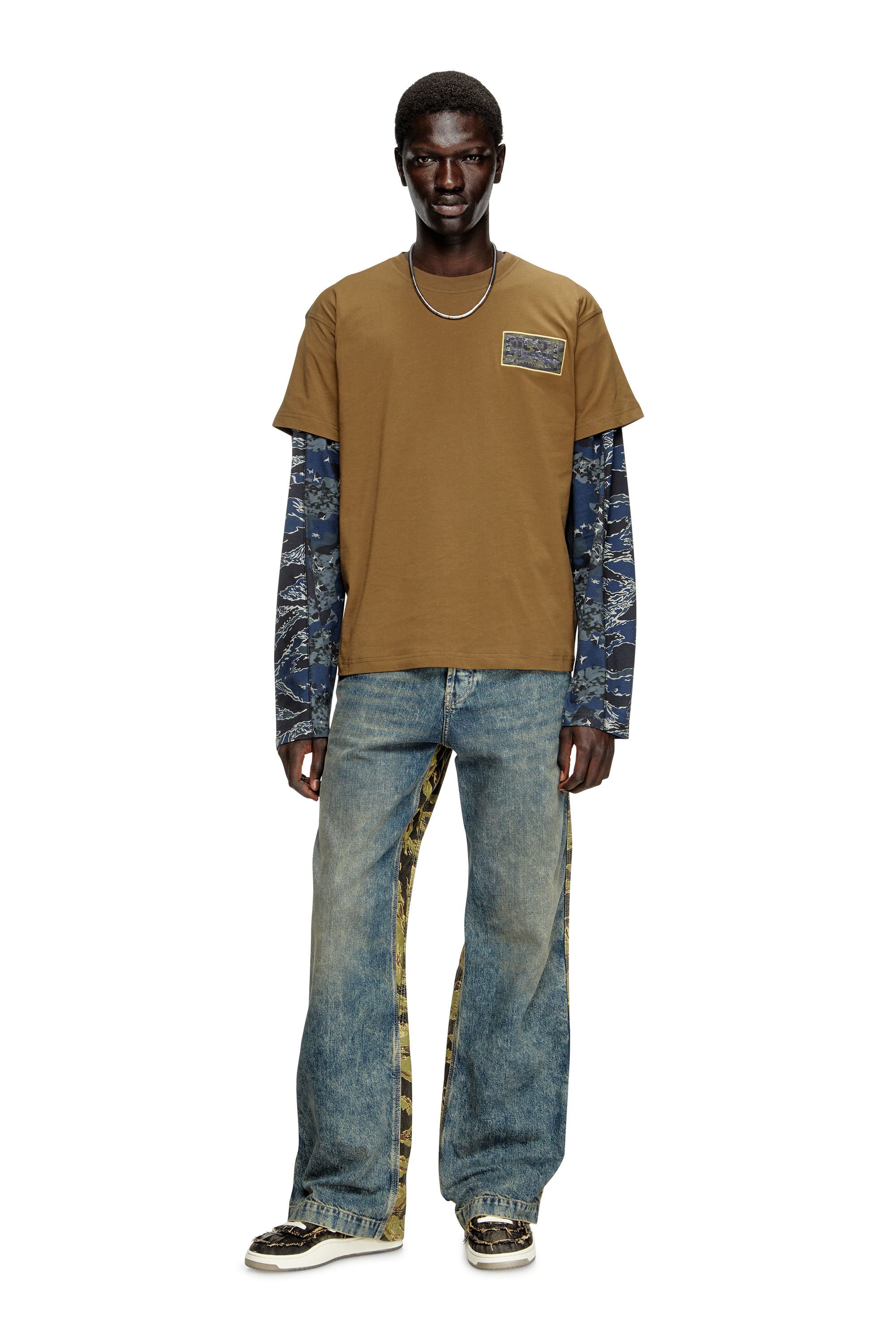 Diesel - S-TRACKER-D LOW, S-Tracker-D-Baskets en denim effiloché avec semelle transparente Homme in Noir - 7