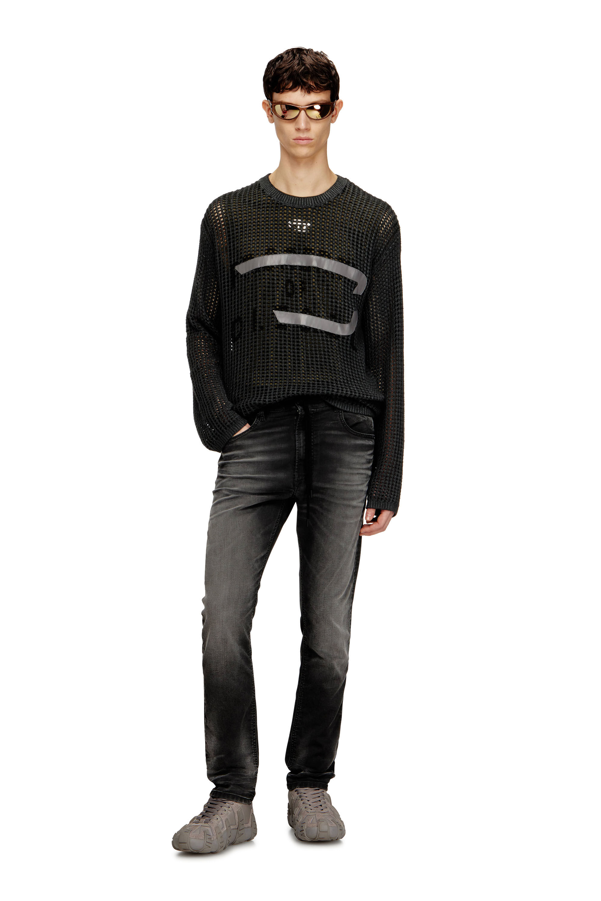 Diesel - Regular 2032 D-Krooley Joggjeans&reg; 068UG Uomo, Nero/Grigio scuro - Image 1