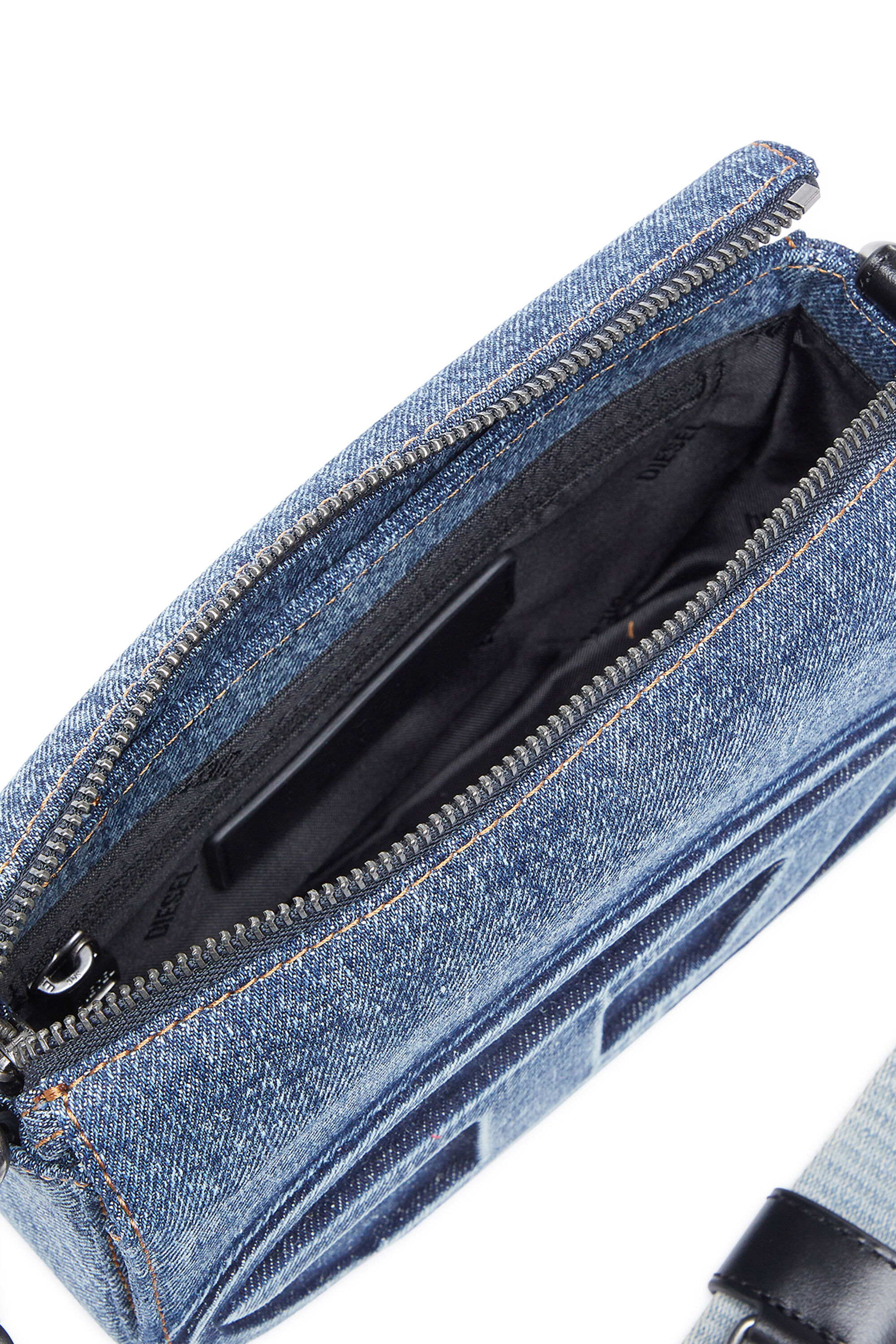 Diesel - 1DR CAMERA BAG, Unisex Camera Bag aus solarisiertem Denim in Blau - 2