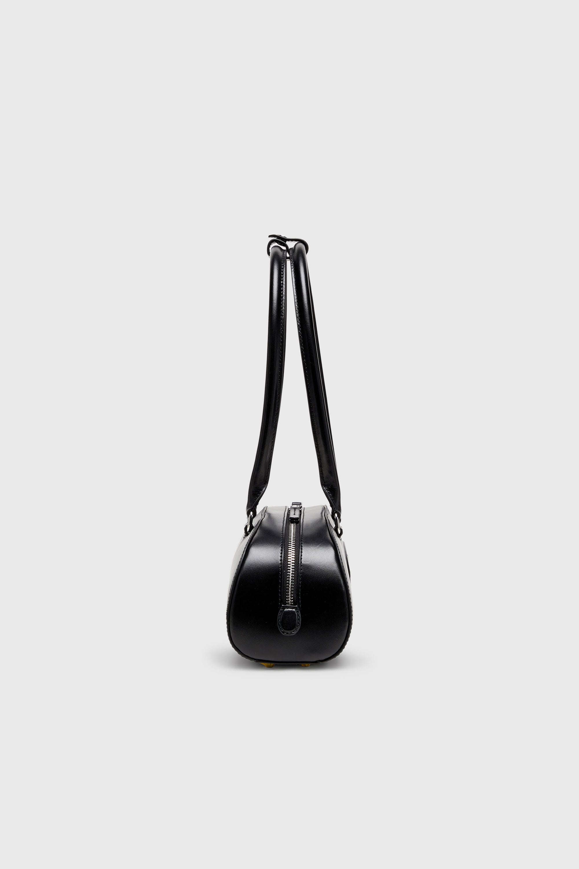 Diesel - 1DR DOME SHOULDER EW, 1DR Dome - Sac bowling allong&eacute; en cuir Femme in Noir - 4