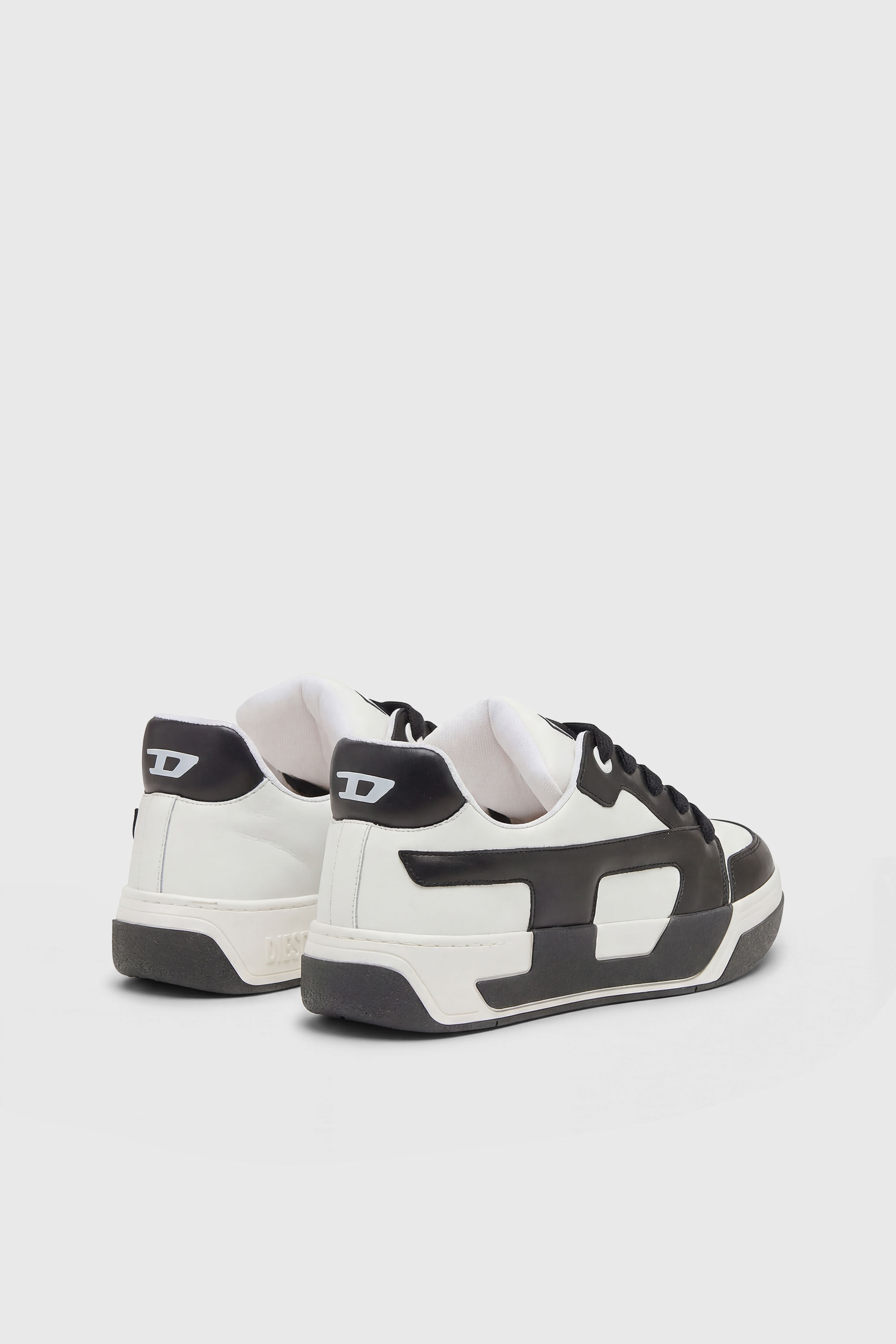 Diesel - S-D-OLLIE LOW, D-Ollie-Baskets en cuir bicolore Homme in Blanc - 3