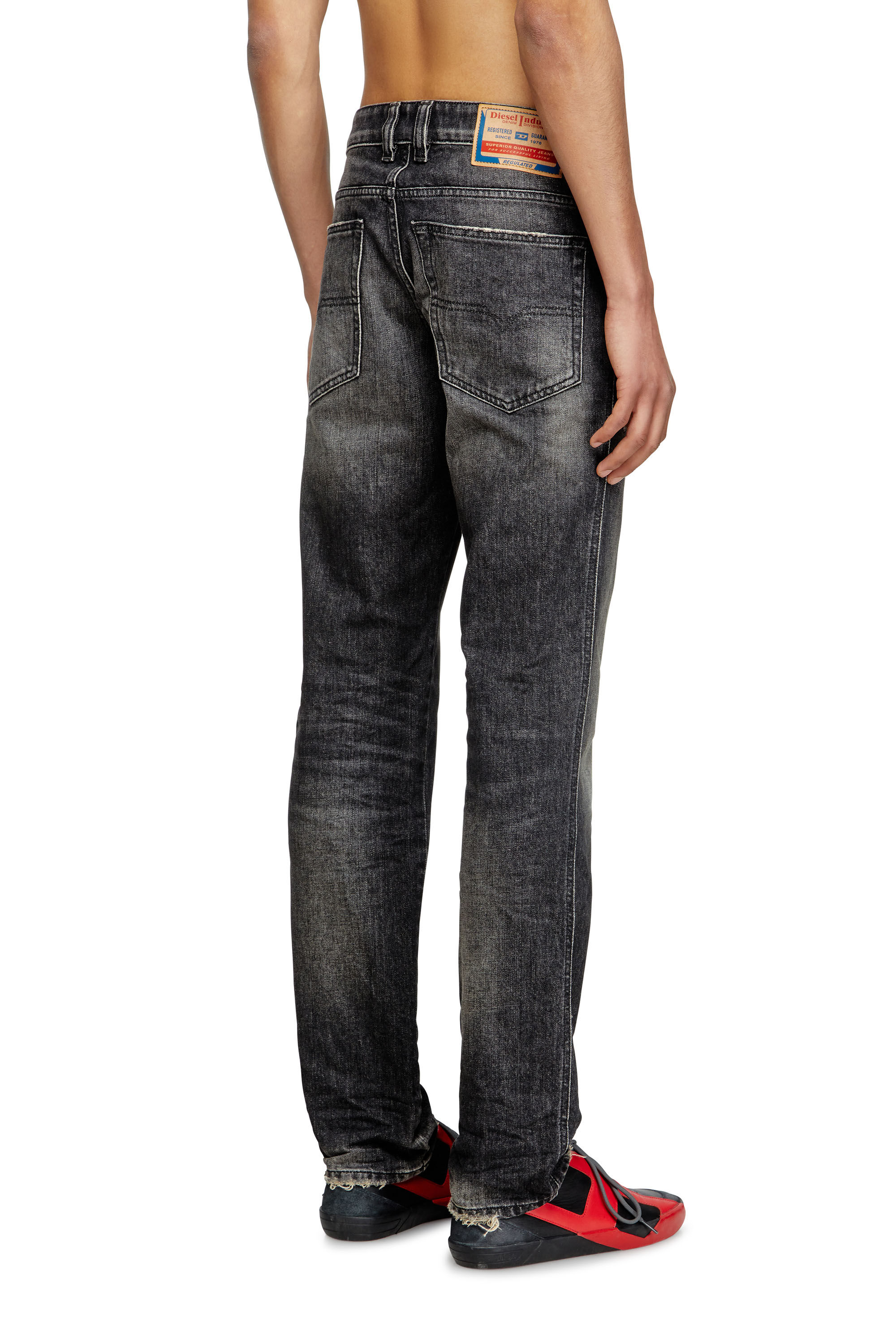 Diesel - Slim Jeans 1993 D-Vyl 09M54 Uomo, Nero/Grigio scuro - Image 4