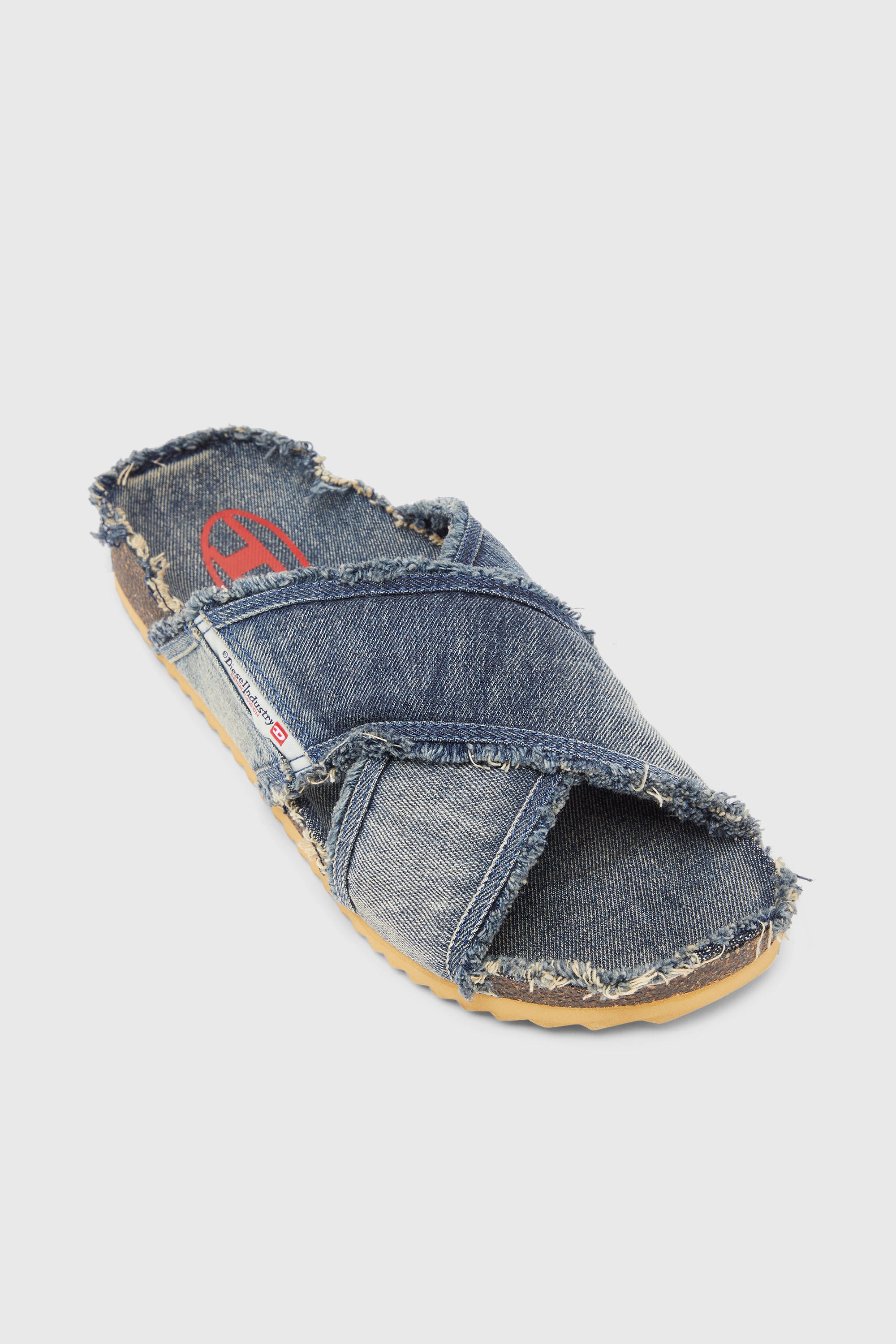 Diesel - D-WOODSTOCK CROSS, D-Woodstock-Crossover mules en denim effiloch&eacute; Homme in Bleu - 6