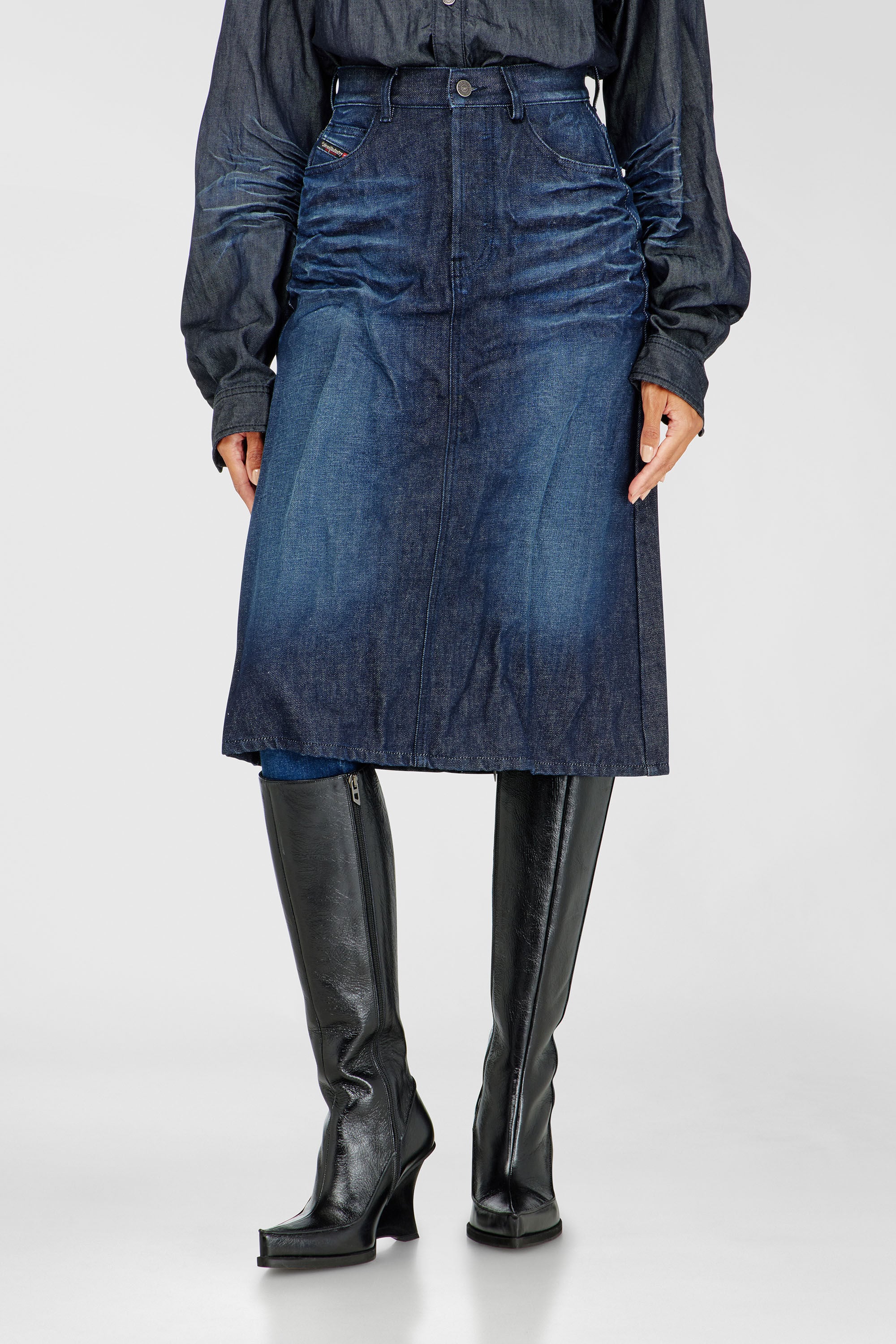 Diesel - DE-IRTI-FSJ, Damen Midirock aus geknittertem denim in Dunkelblau - 3