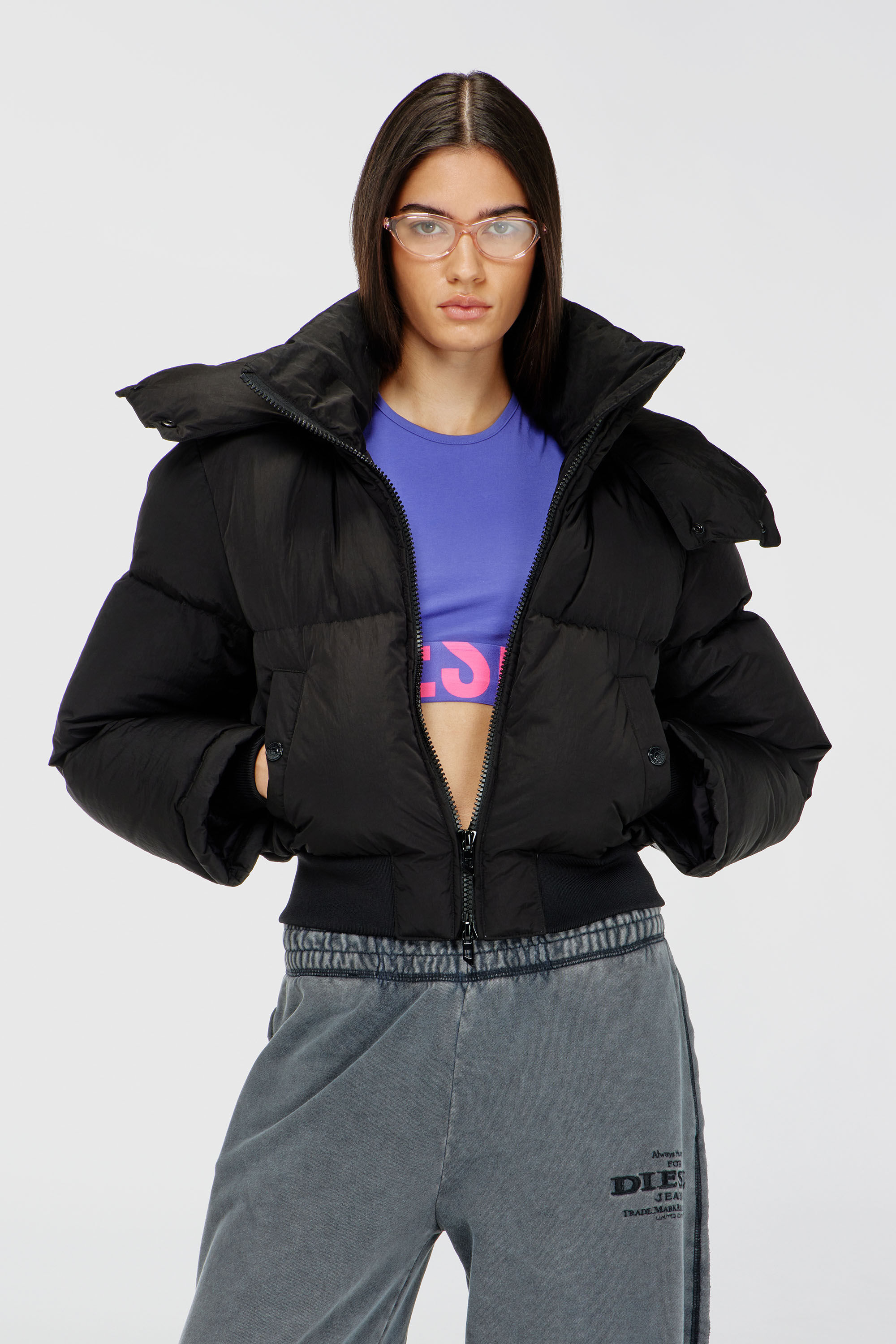 Diesel - ADA-D-POP, D&eacute;bardeur crop avec logo d&eacute;coup&eacute; Femme in ToBeDefined - 4