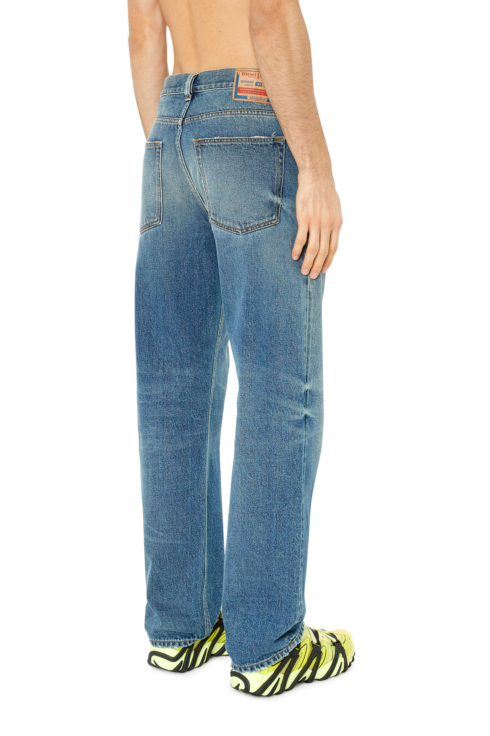 Diesel - Straight Jeans 2010 D-Macs 09F02, Bleu moyen - Image 4