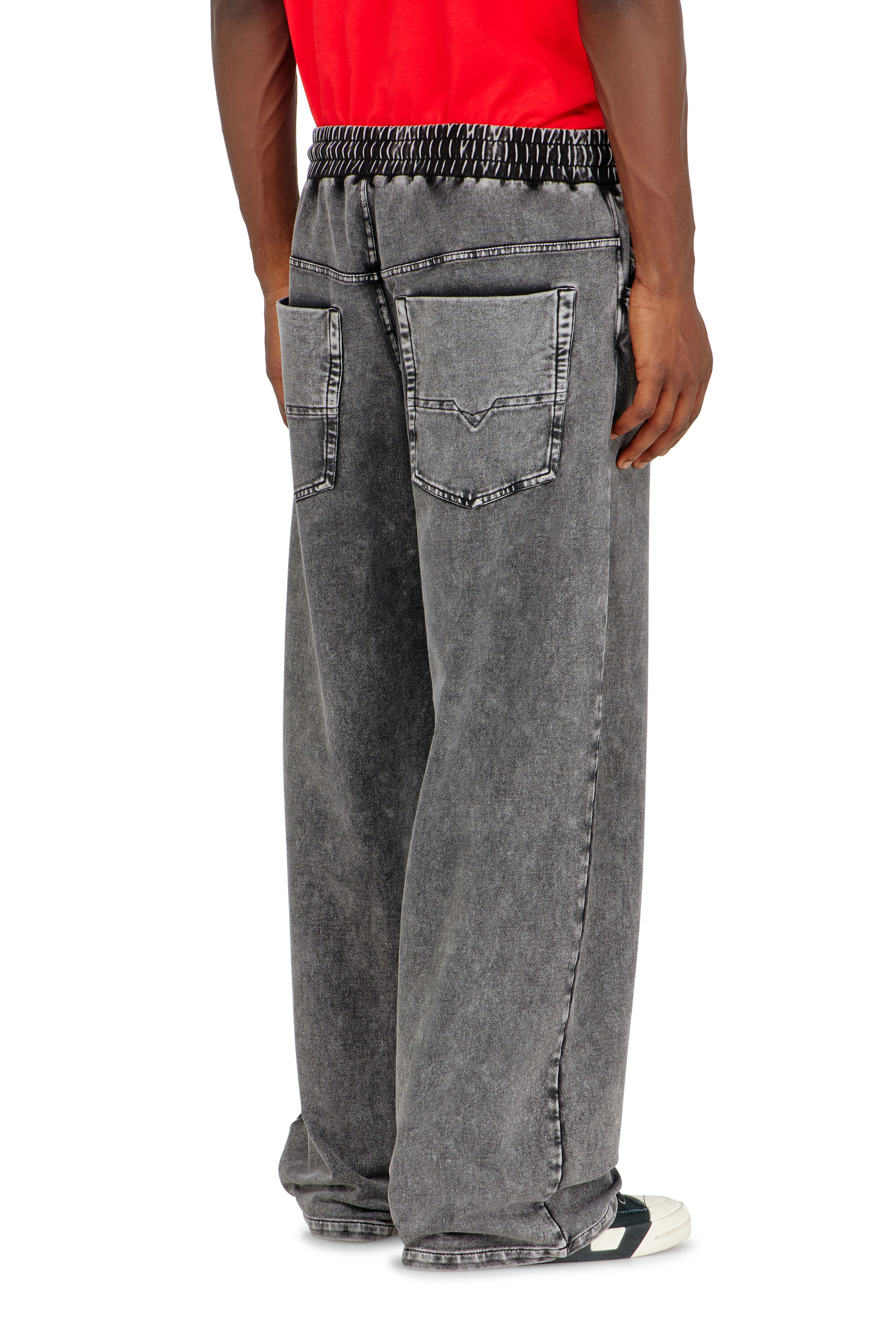 Diesel - P-STUK, Pantalon de surv&ecirc;tement effet denim Homme in Gris - 4