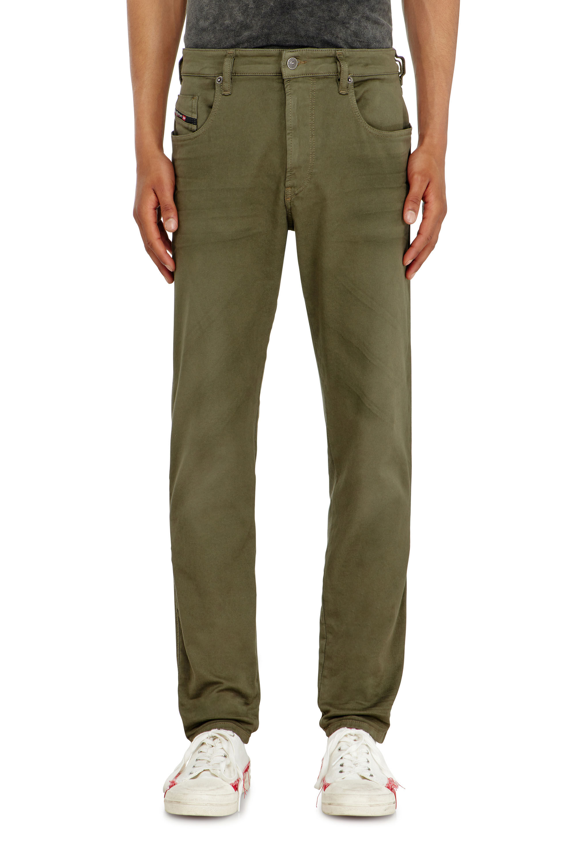 Diesel - Slim 2062 D-Strukt Joggjeans&reg; 0670M Uomo, Verde Militare - Image 2
