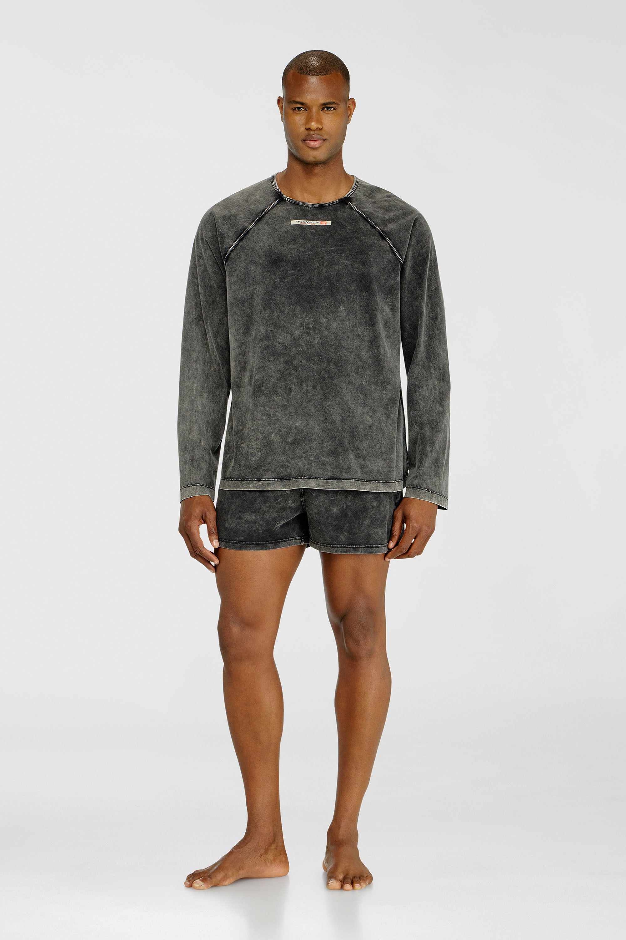 Diesel - BRYAN-DNM, Maglia in cotone con patch logo Uomo in Grigio - 1