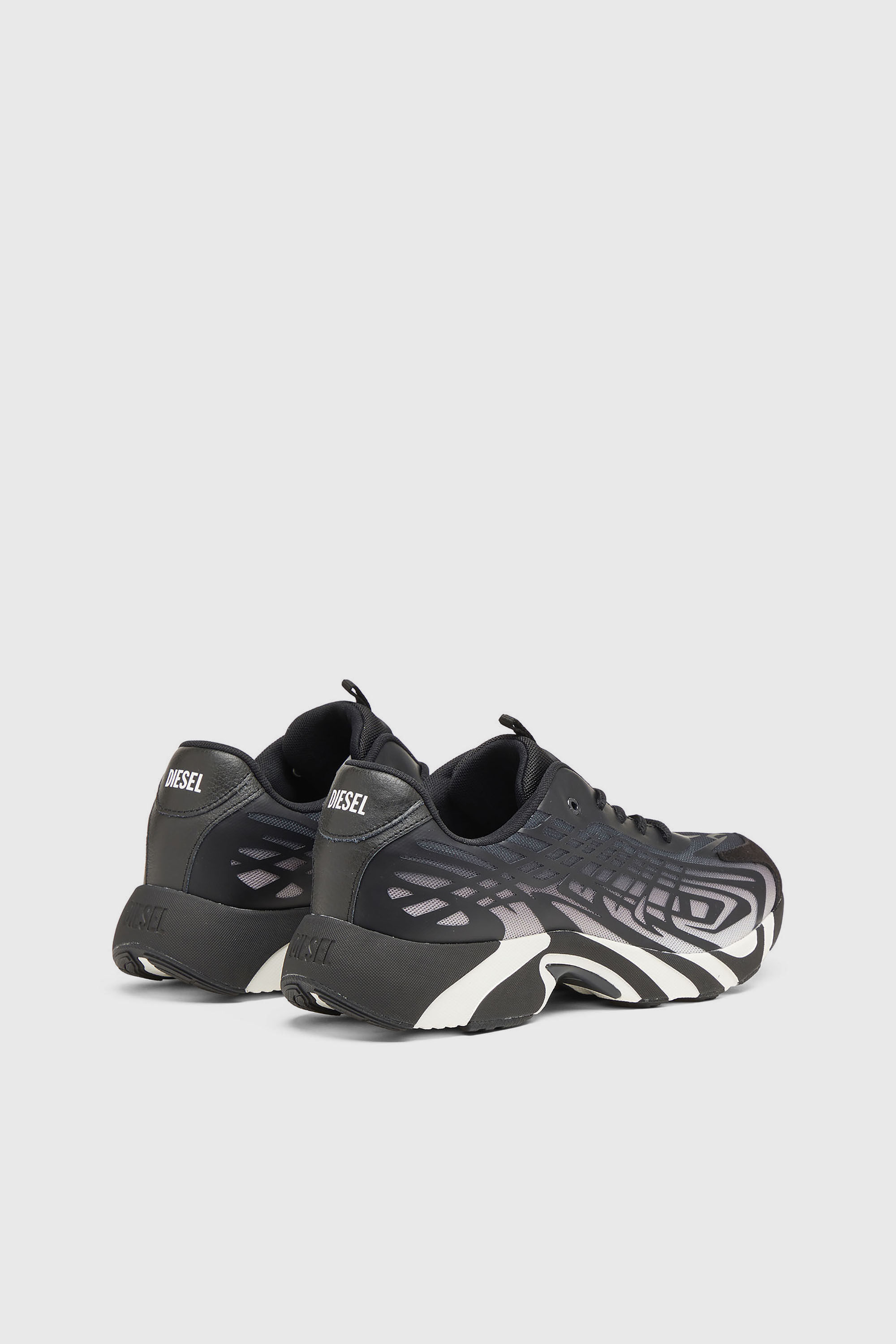 Diesel - S-D-VIT'S 500 LOW, S-D-Vit-Sneaker in mesh d&eacute;grad&eacute; a righe Uomo in Nero - 3