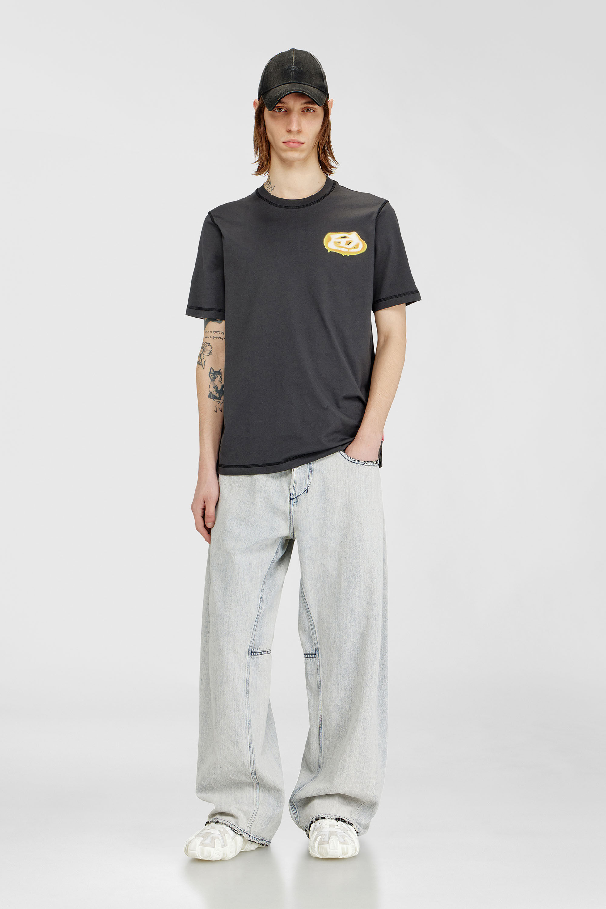 Diesel - T-ADJUST-V7, Herren T-Shirt mit Oval D-Logo in Dunkelgrau - 1