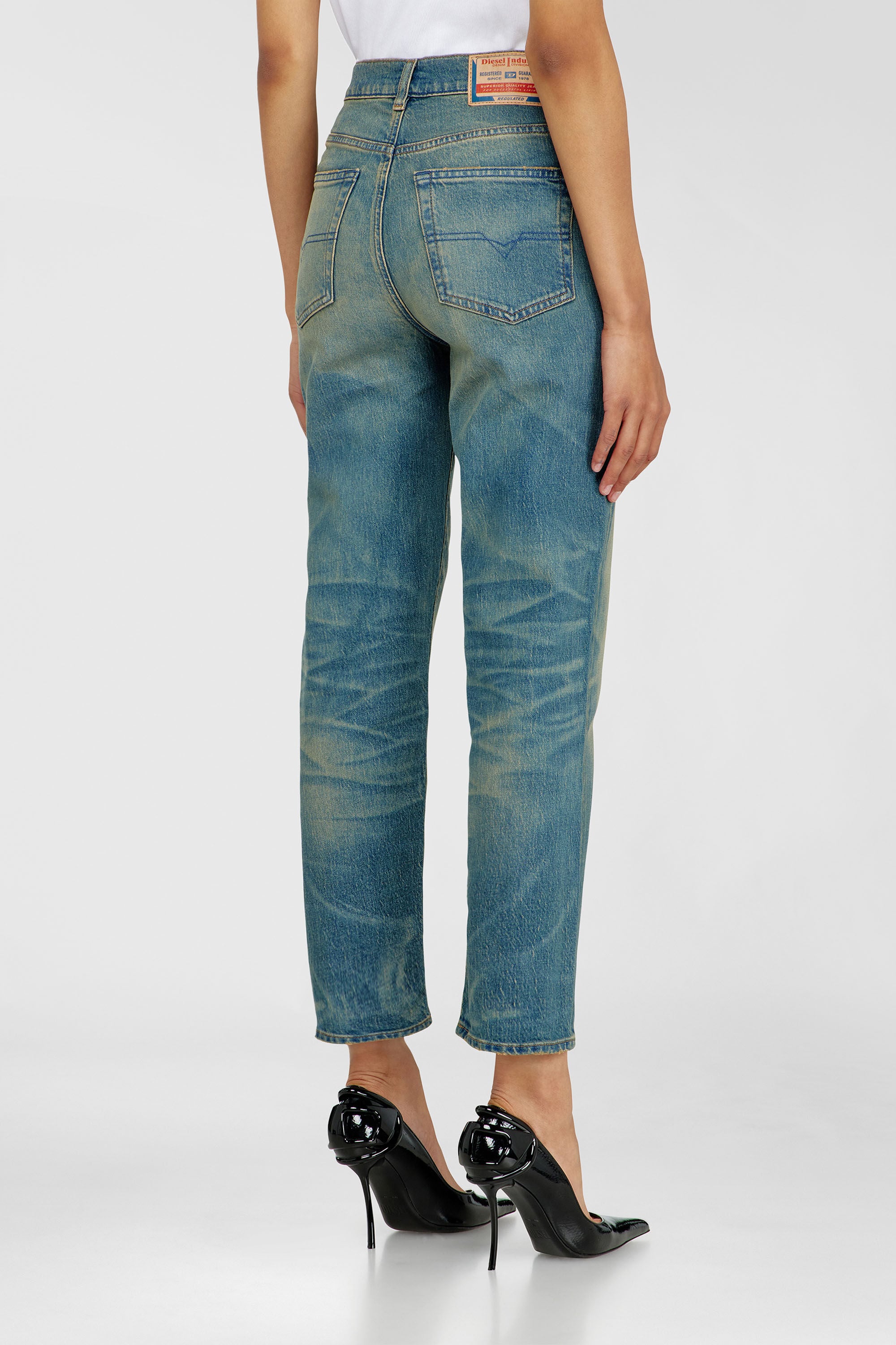 Diesel - Regular Jeans 1981 D-Went 0KBBP Femme, Bleu moyen - Image 5